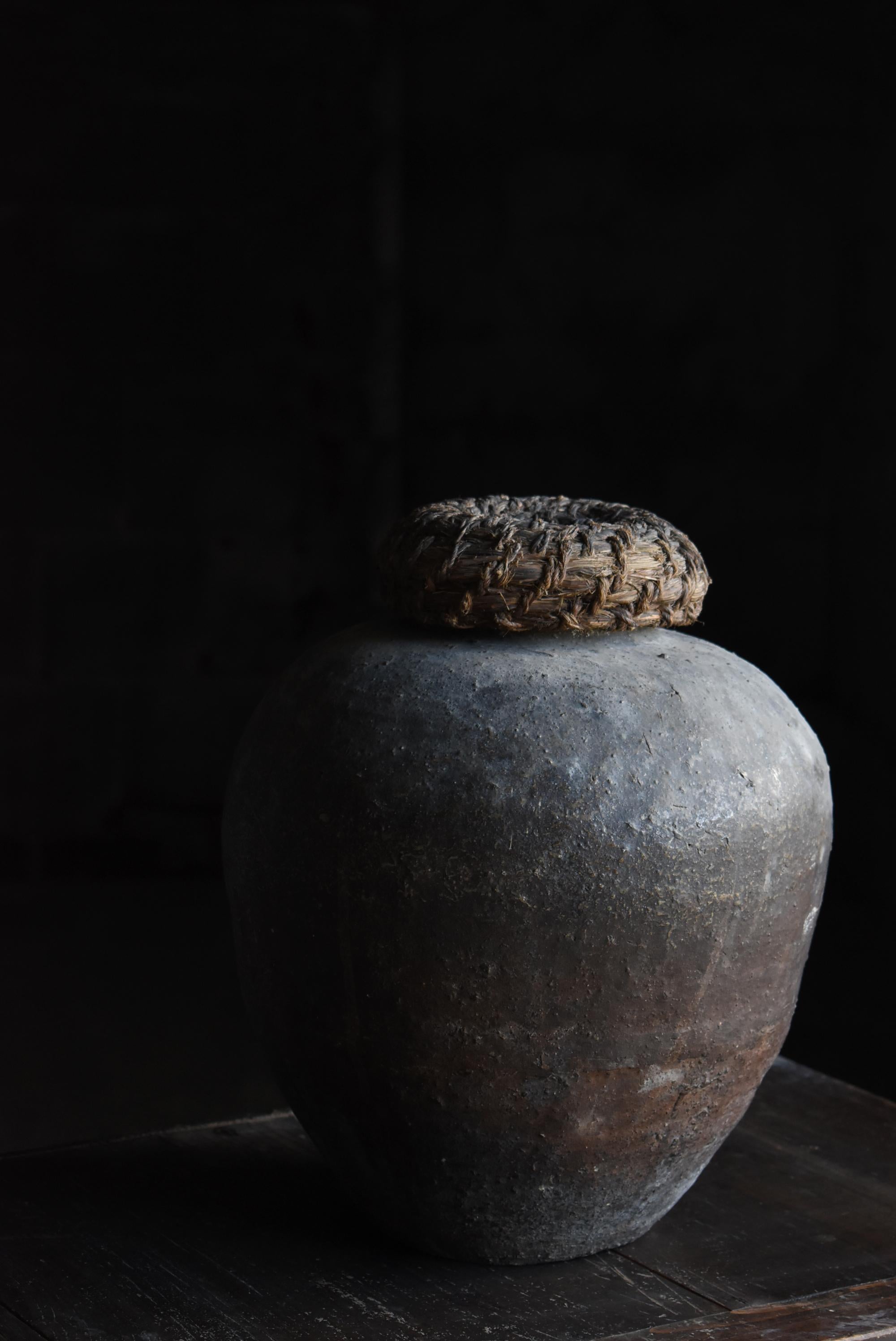 Japanese Antique Wabi-Sabi Pottery Vase 1800s-1860s / Tsubo In Good Condition In Sammu-shi, Chiba