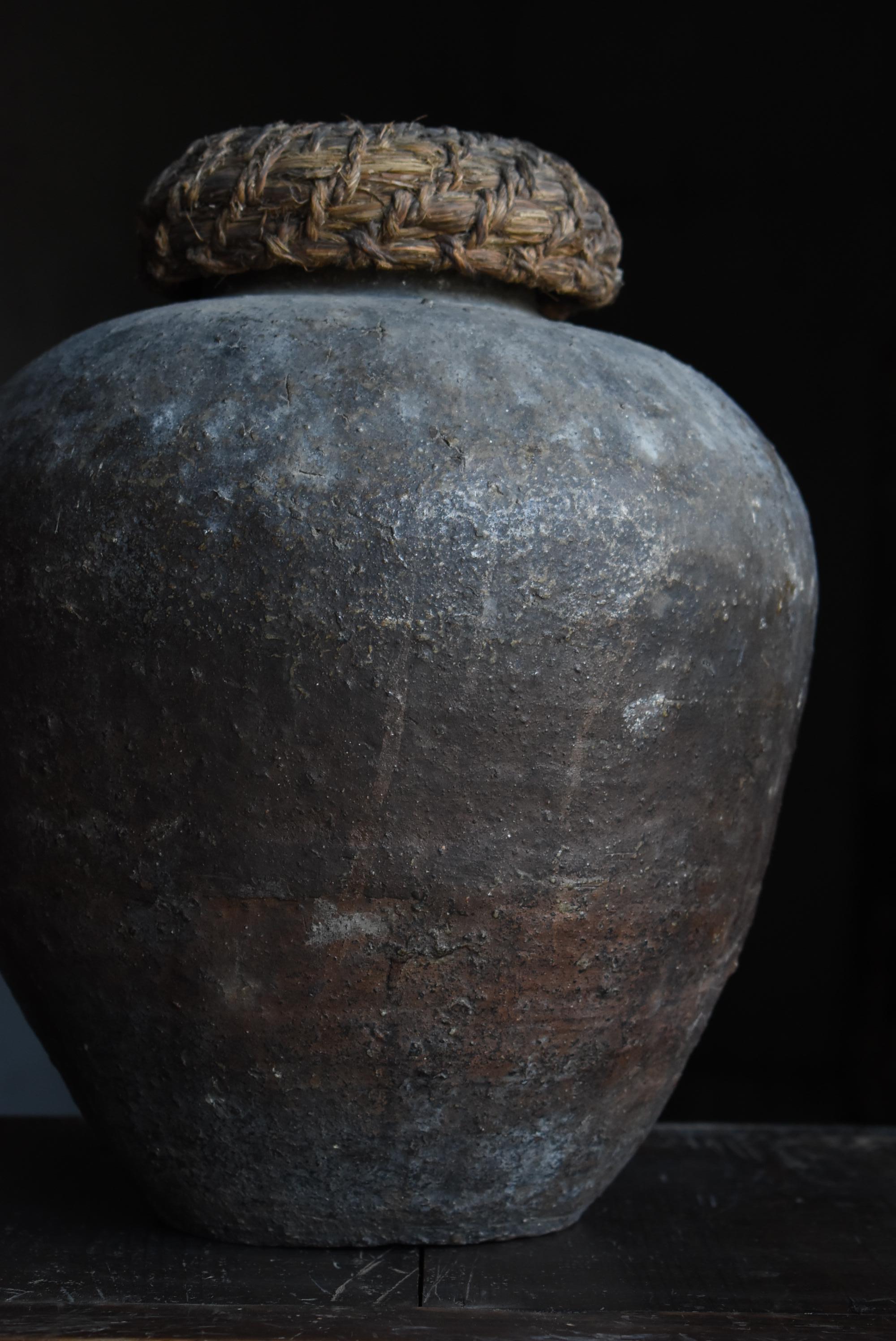 Japanese Antique Wabi-Sabi Pottery Vase 1800s-1860s / Tsubo 1