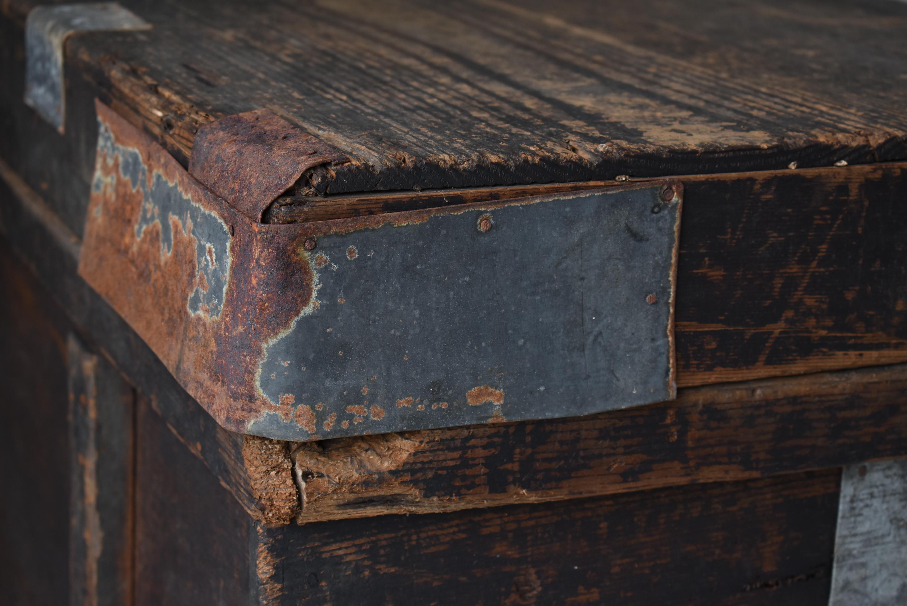 Japanese Antique Wabi-Sabi Storage Box 1860s-1900s / Tansu Sideboard Side Table 7