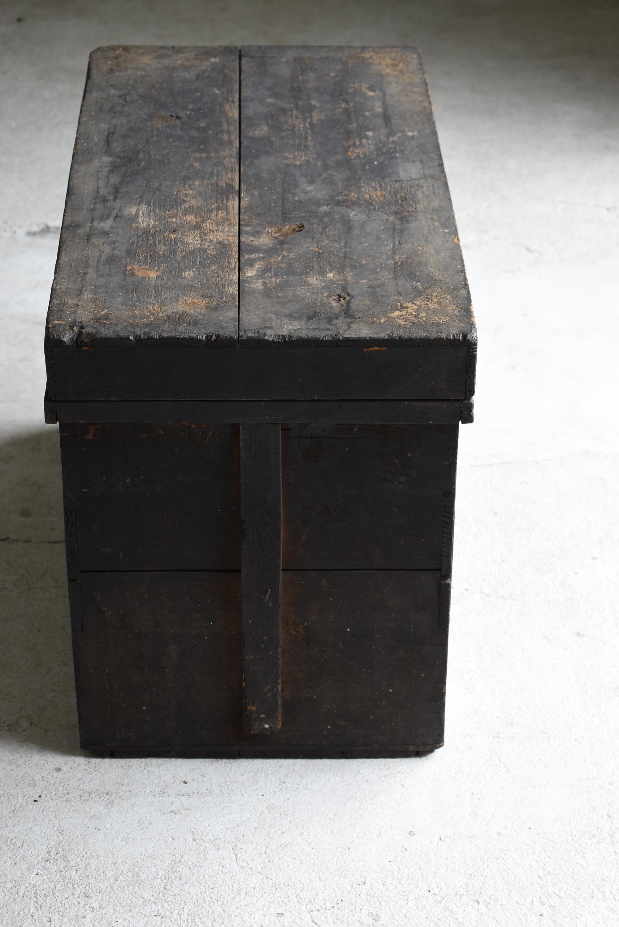 Japanese Antique Wabi Sabi Storage Box 1860s-1900s / Tansu Sofa Table Mingei 4
