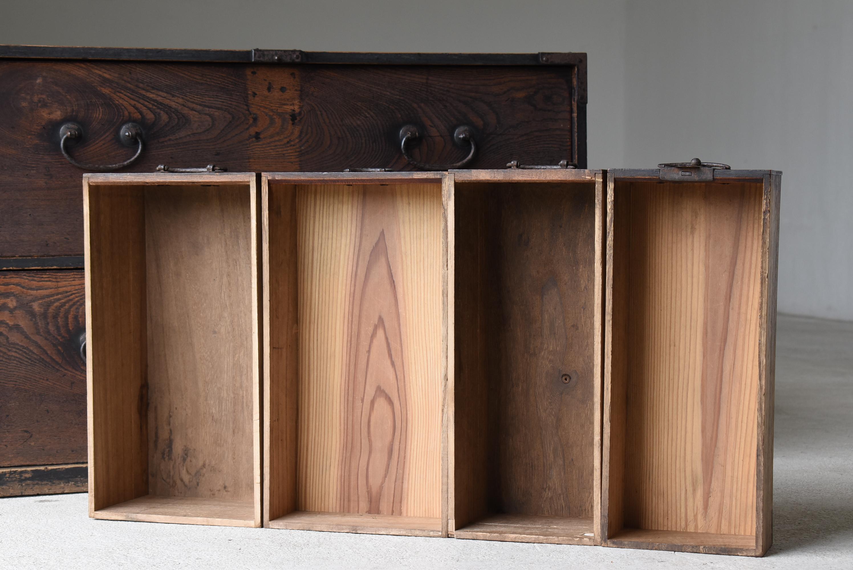 Japanische Antike Wabi-Sabi Tansu 1860-1900er Jahre / Schublade 5