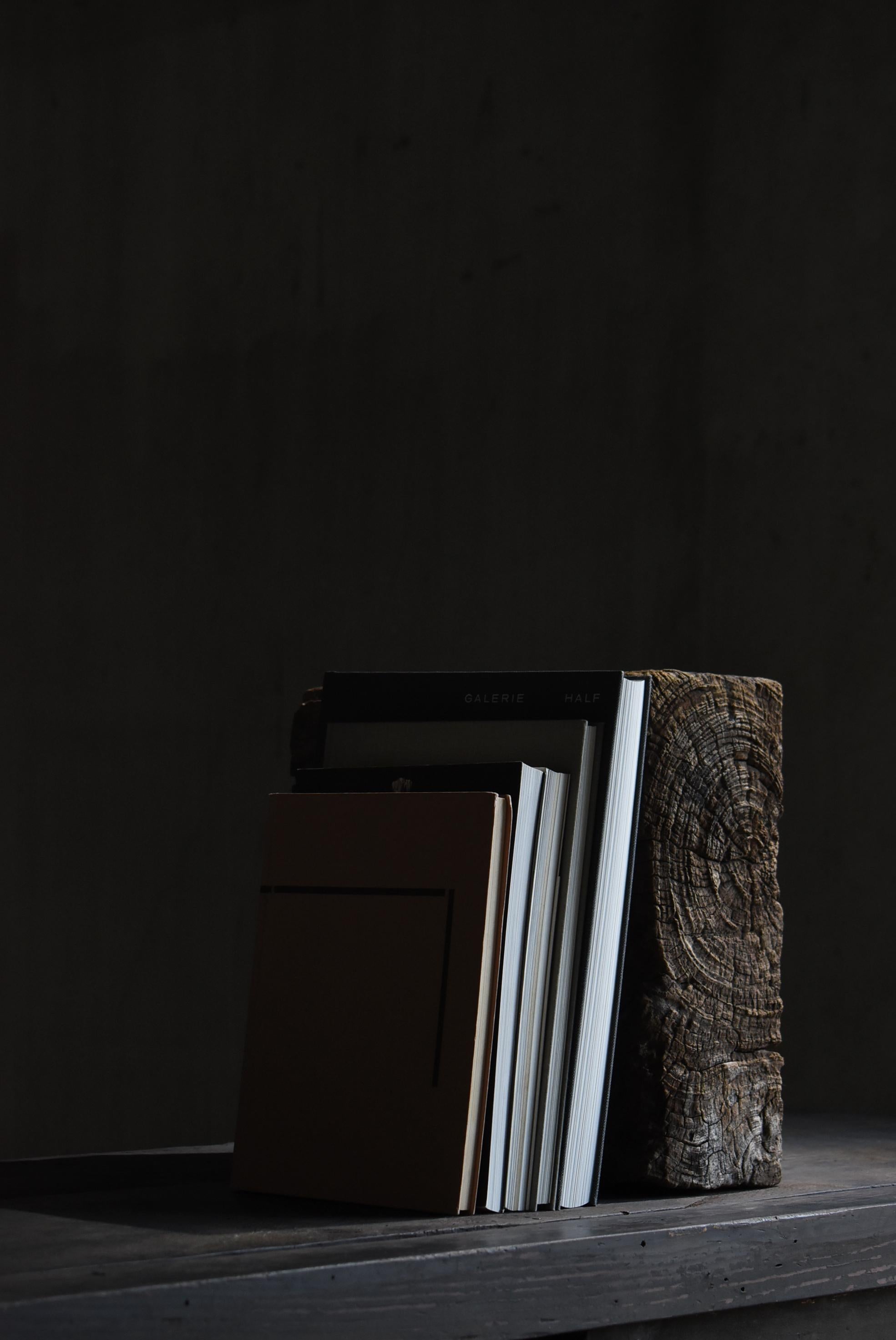 Antico blocco di legno giapponese Wabi-Sabi Weathered Keyaki 1900s-1940s / Figurina in vendita 4