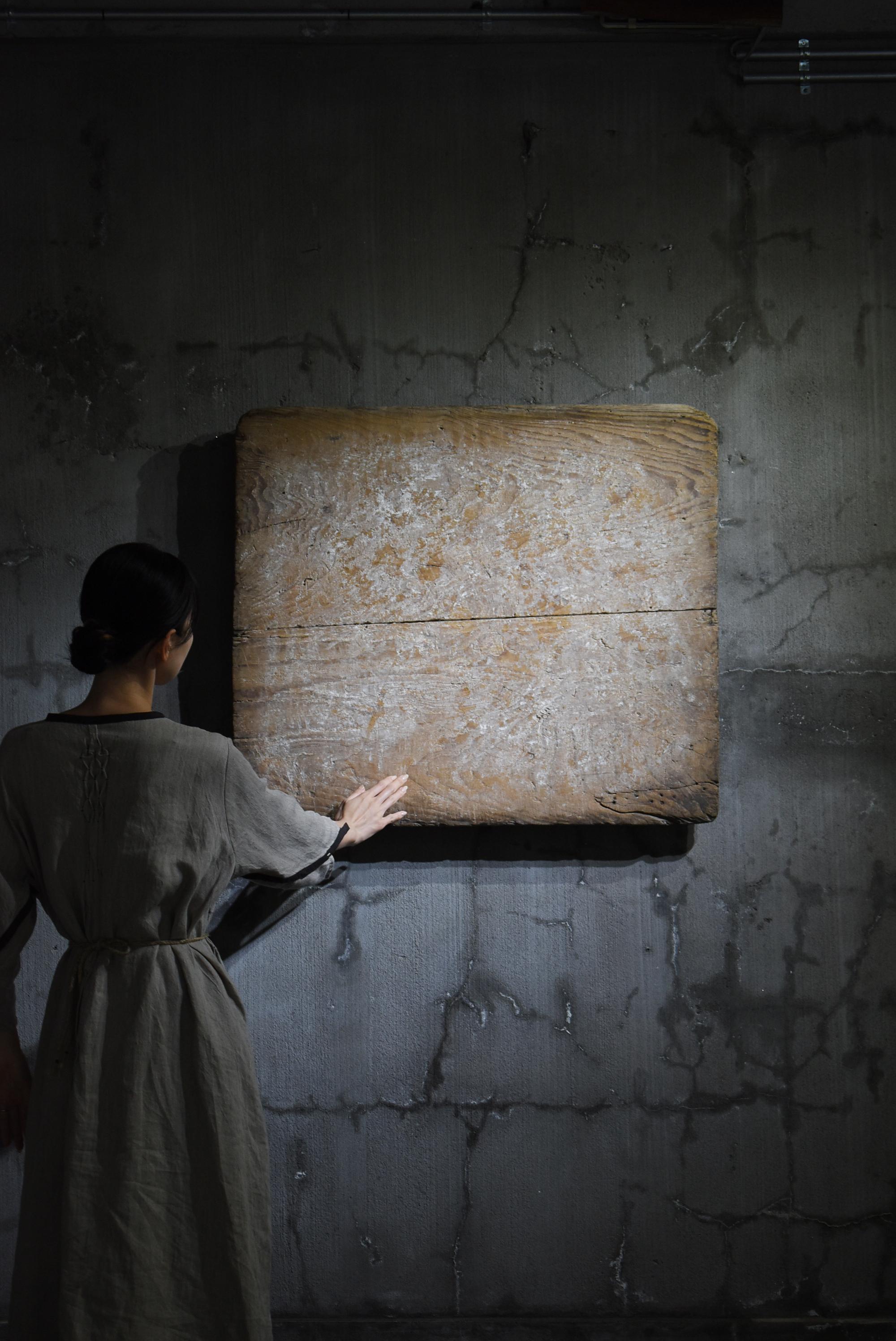 Tavola in legno giapponese Wabi-Sabi antica 1860-1900 / Decorazione da parete in vendita 10