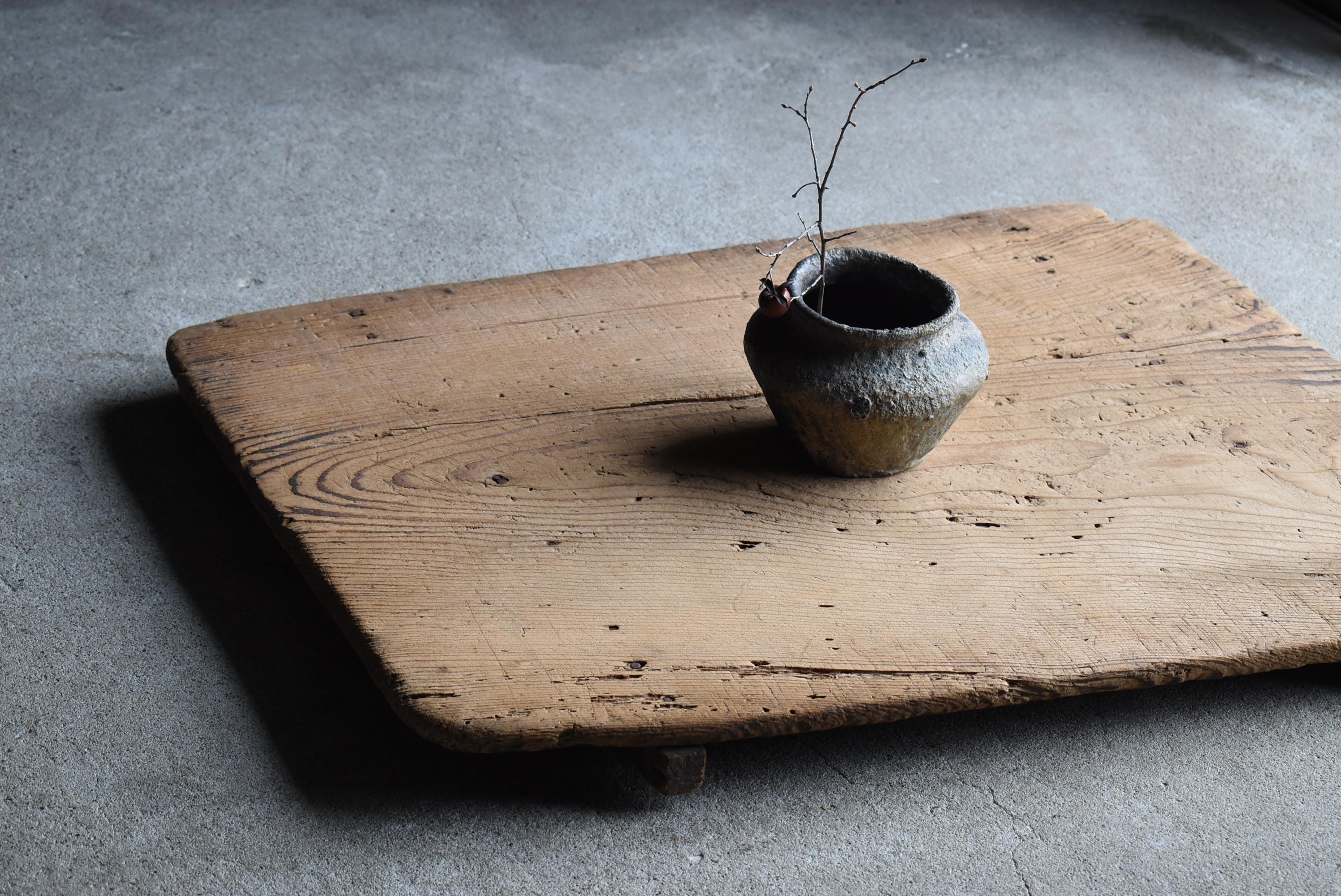 Japanese Antique Wabi Sabi Wooden Board 1860s-1900s / Exhibition Table 11