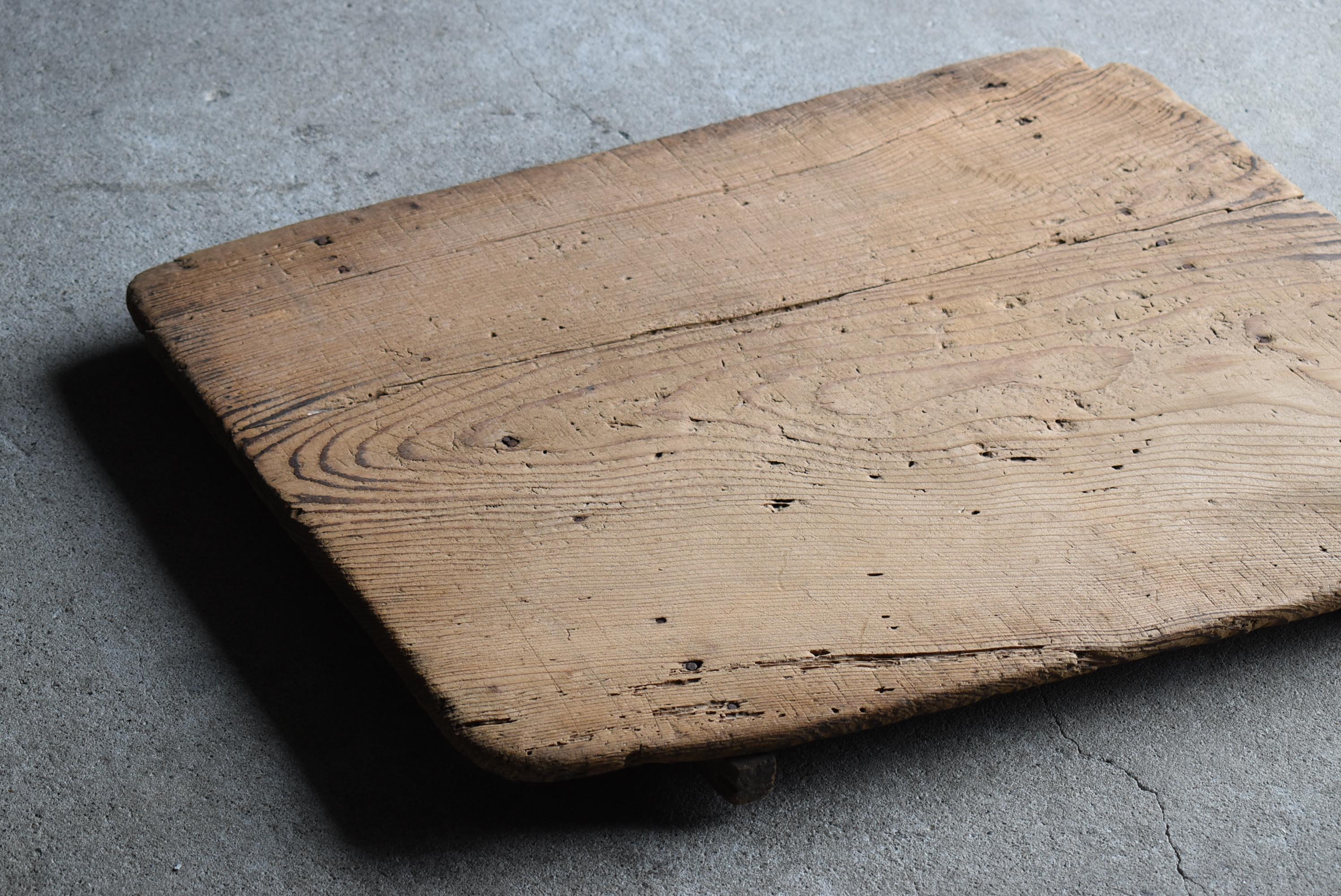 20th Century Japanese Antique Wabi Sabi Wooden Board 1860s-1900s / Exhibition Table