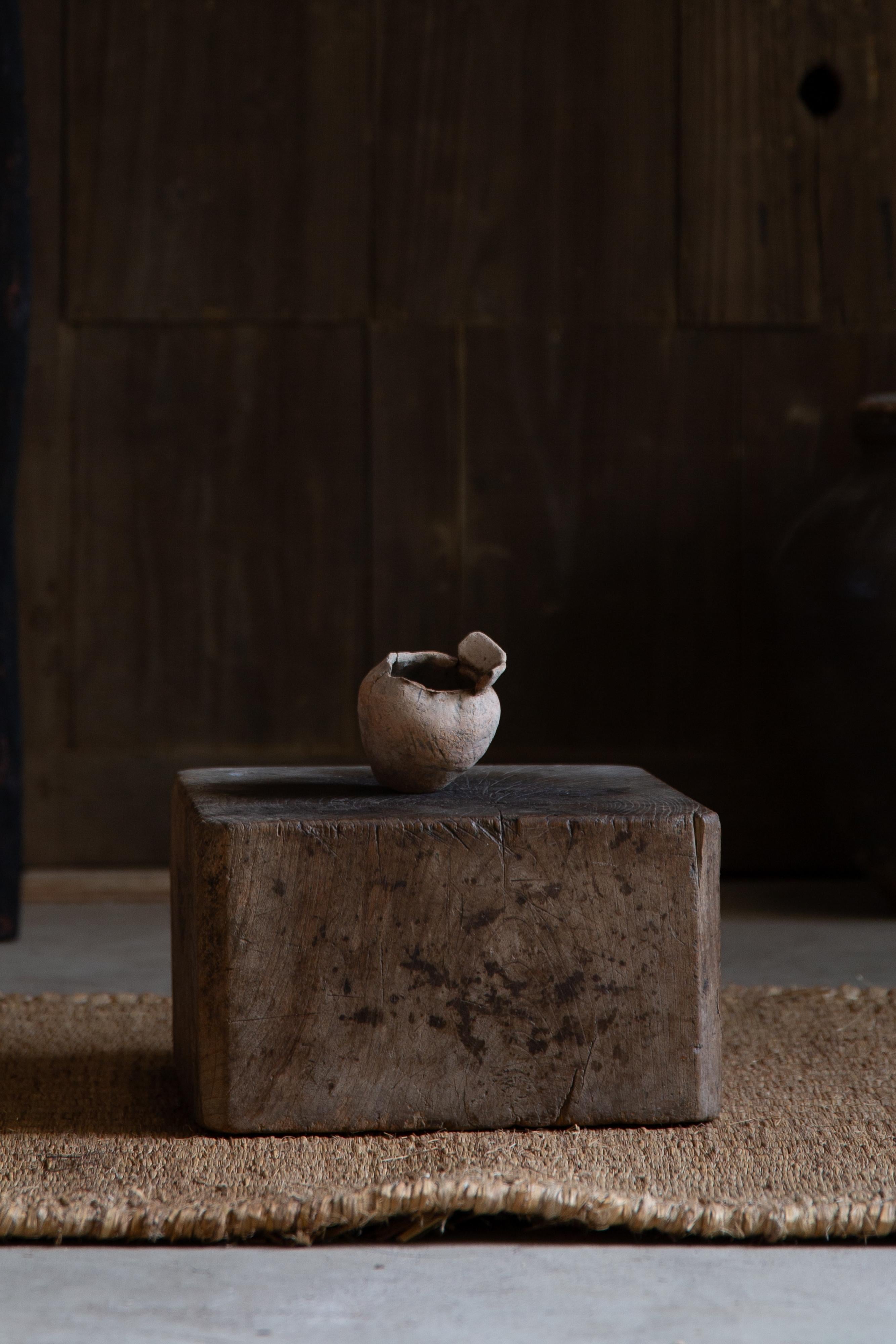 Espositore a cubo in legno giapponese Wabi sabi antico, supporto per vasi da fiori in legno duro in vendita 4