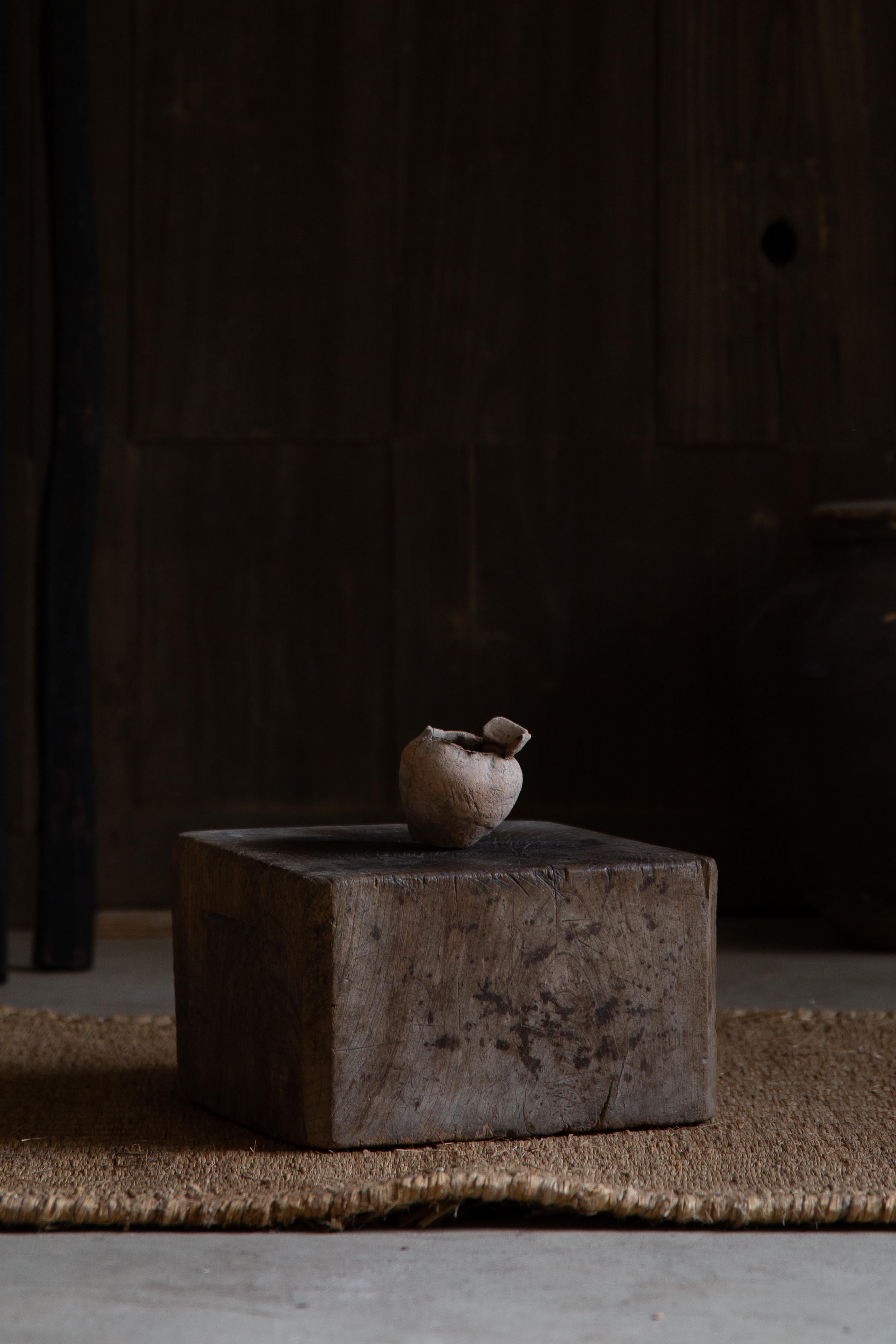 Espositore a cubo in legno giapponese Wabi sabi antico, supporto per vasi da fiori in legno duro in vendita 5