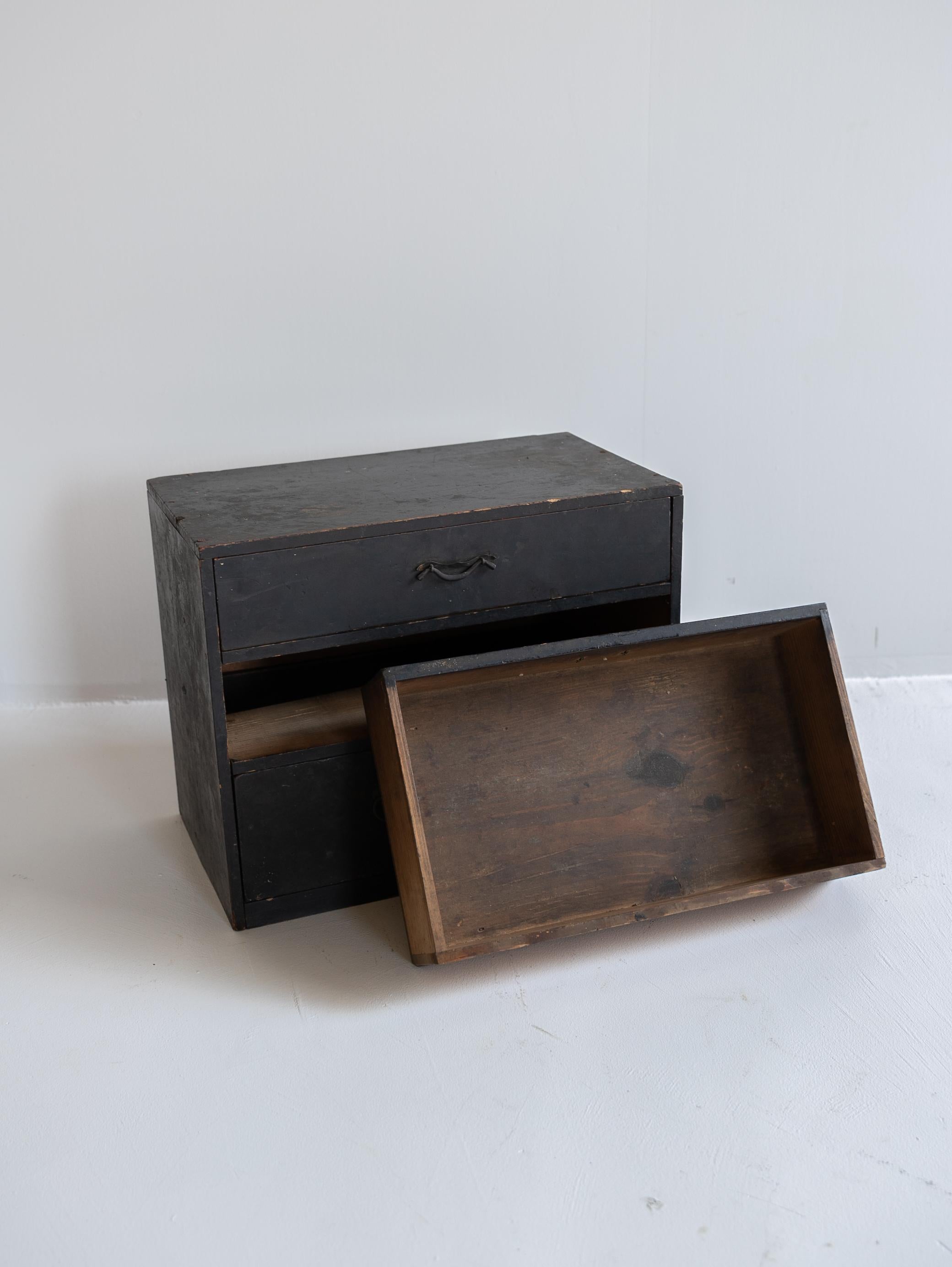 Antike japanische Wabisabi-Schrankschubladenschranke 1860er-1900er Jahre / Schrankaufbewahrung Tansu Mingei im Angebot 2