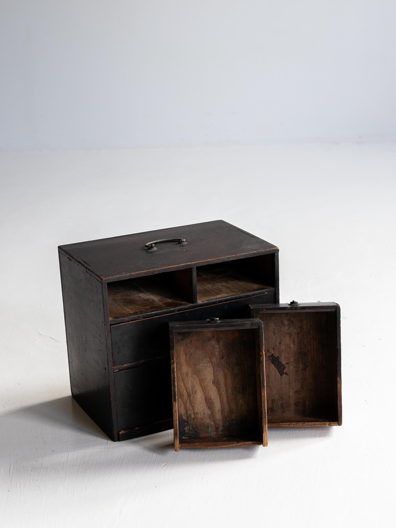 Cajón Wabisabi Antiguo Japonés Años 1860-1900 / Armario Almacenaje Tansu Mingei en venta 1