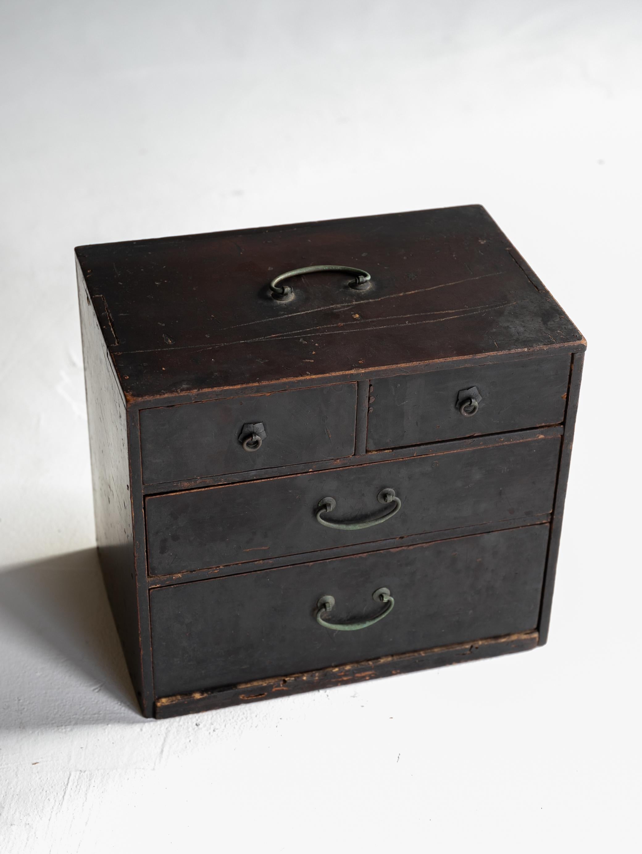 Cajón Wabisabi Antiguo Japonés Años 1860-1900 / Armario Almacenaje Tansu Mingei en venta 2