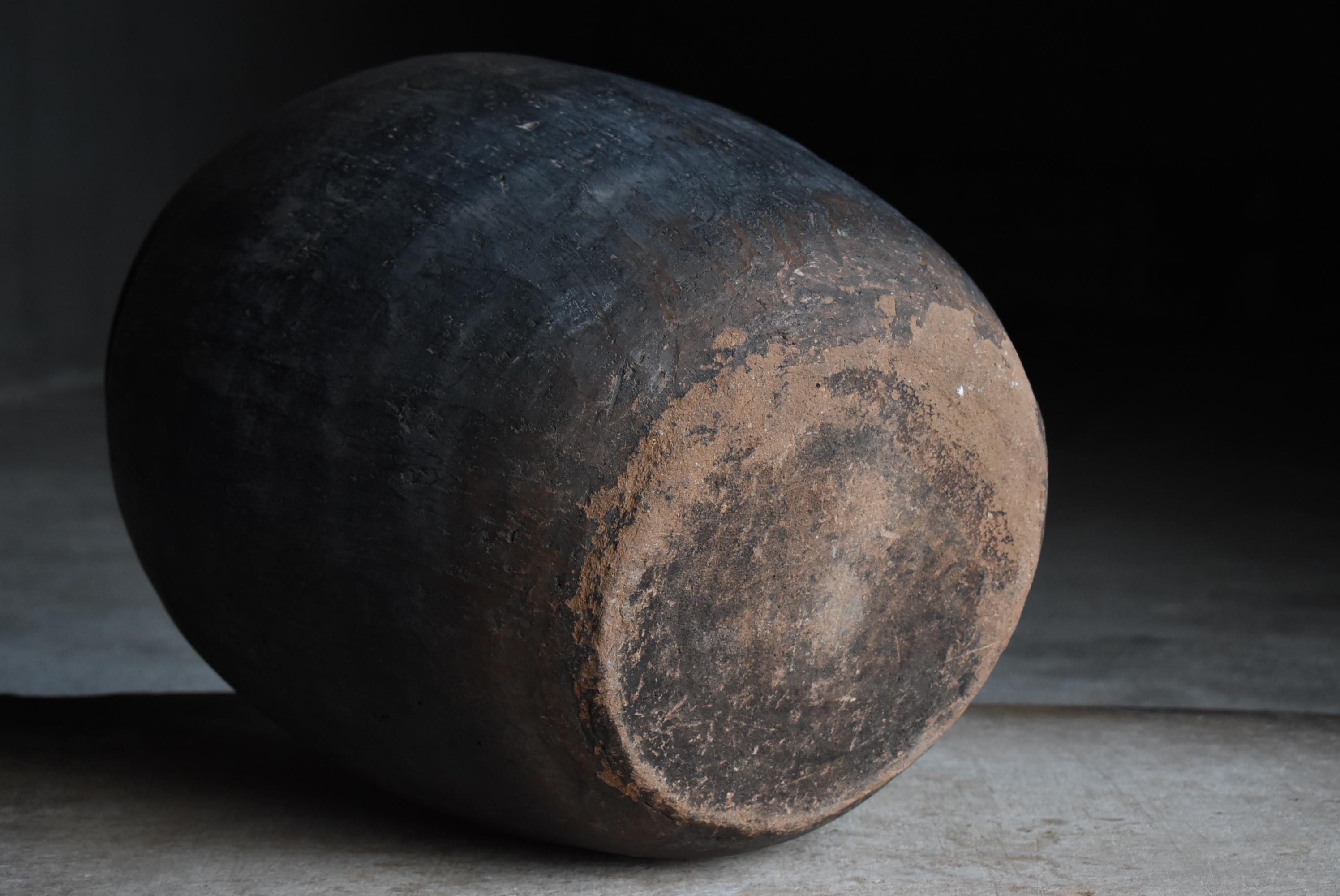 Antiguo Jarrón Japonés Wabisabi Tsubo 1800s-1860s / Vasija de Cerámica en venta 6