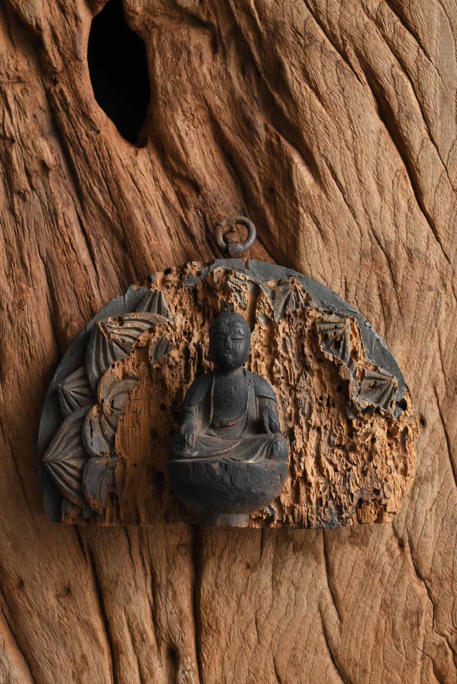 Hand-Carved Japanese antique wall-hanging wooden Buddha statue/Edo period/1603-1868/Wabisabi For Sale