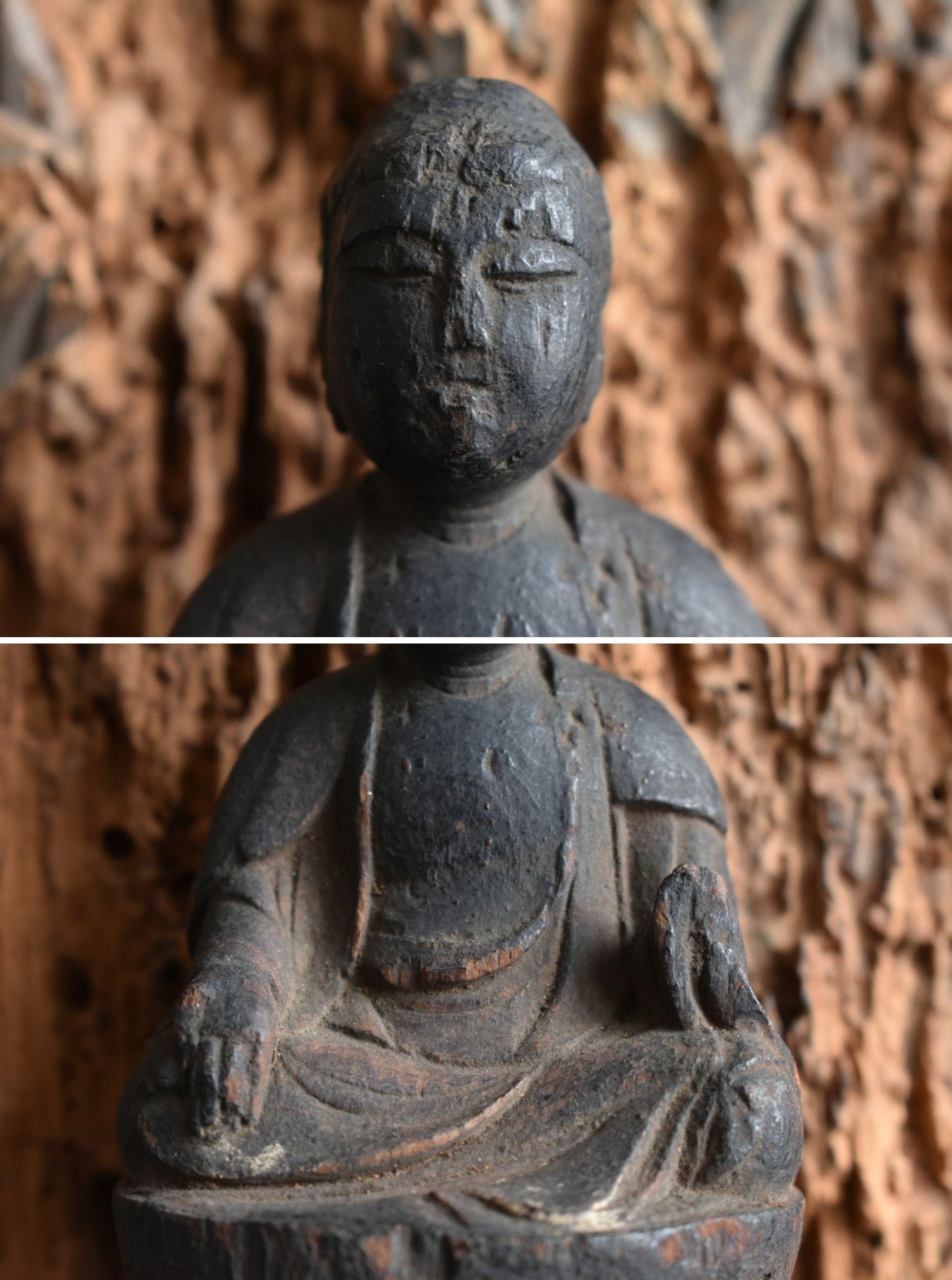 Japanische antike wandhängende Buddha-Statue aus Holz/Edo-Periode/1603-1868/Wabisabi (Zypressenholz) im Angebot