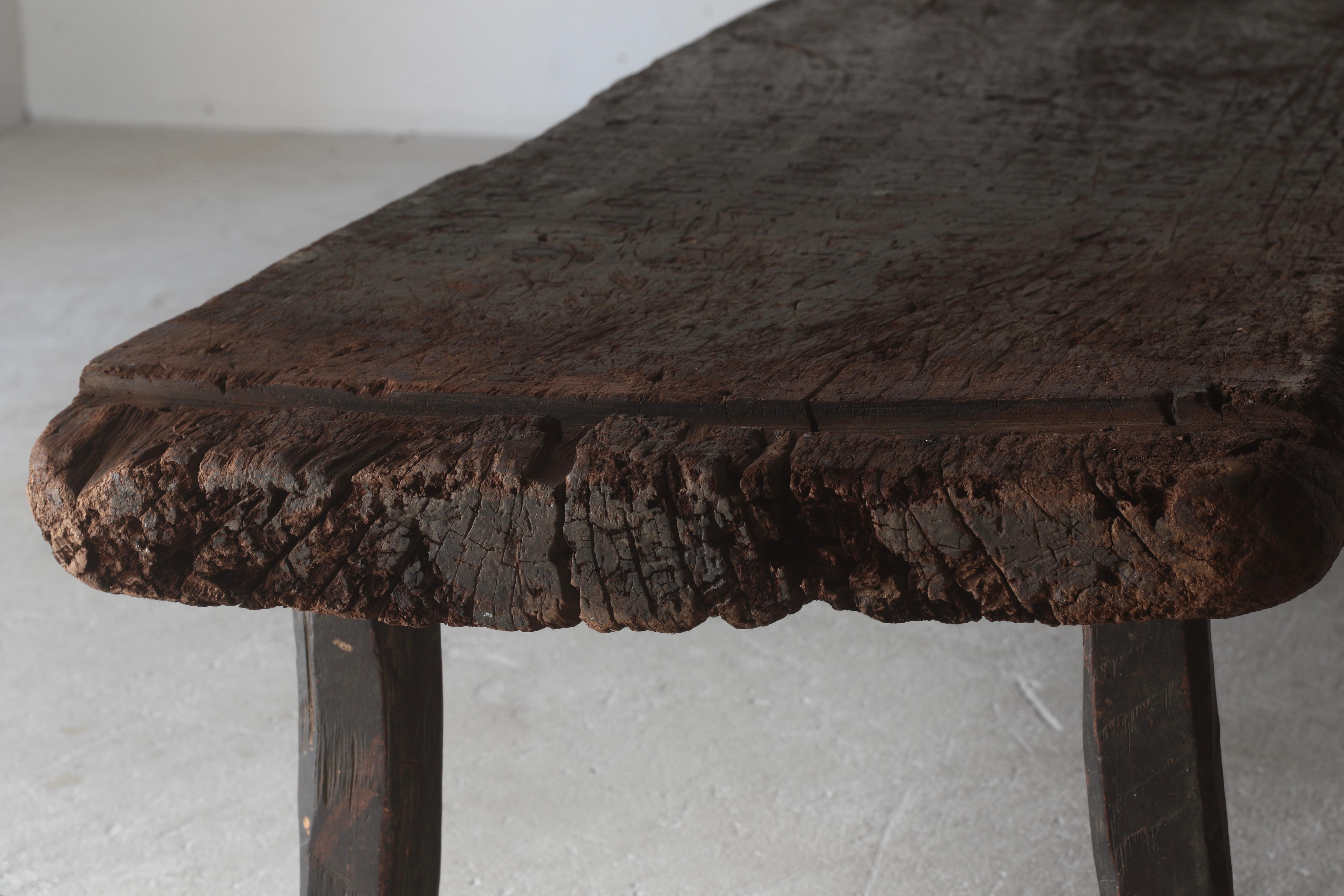 Table basse / table de canapé japonaise Antique Warped / Wabi-sabi Primitive en vente 3