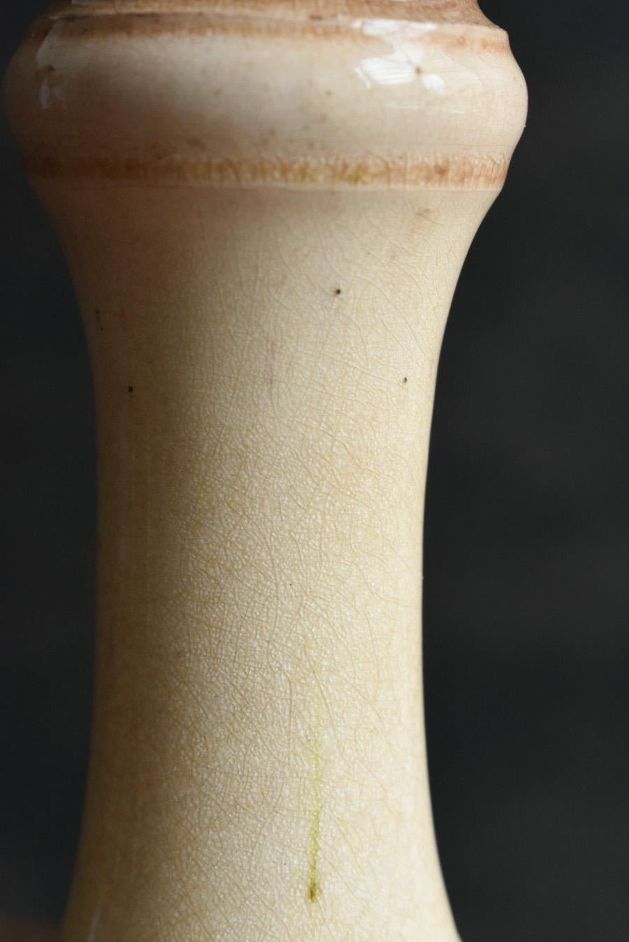 Japanese antique white-glazed sake bottle / [Satsuma ware] vase / 1700-1800s For Sale 5