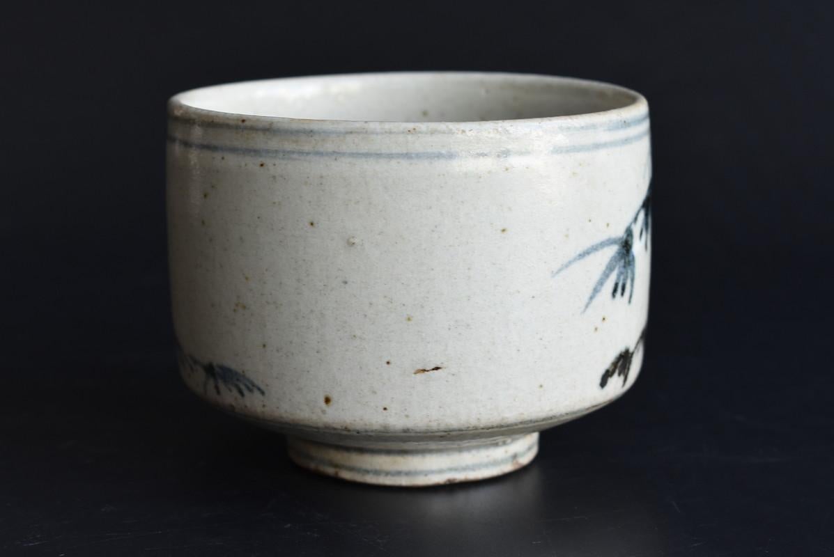 Pottery Japanese Antique White Porcelain Blue Painting Bowl / Imari Ware / Edo Period