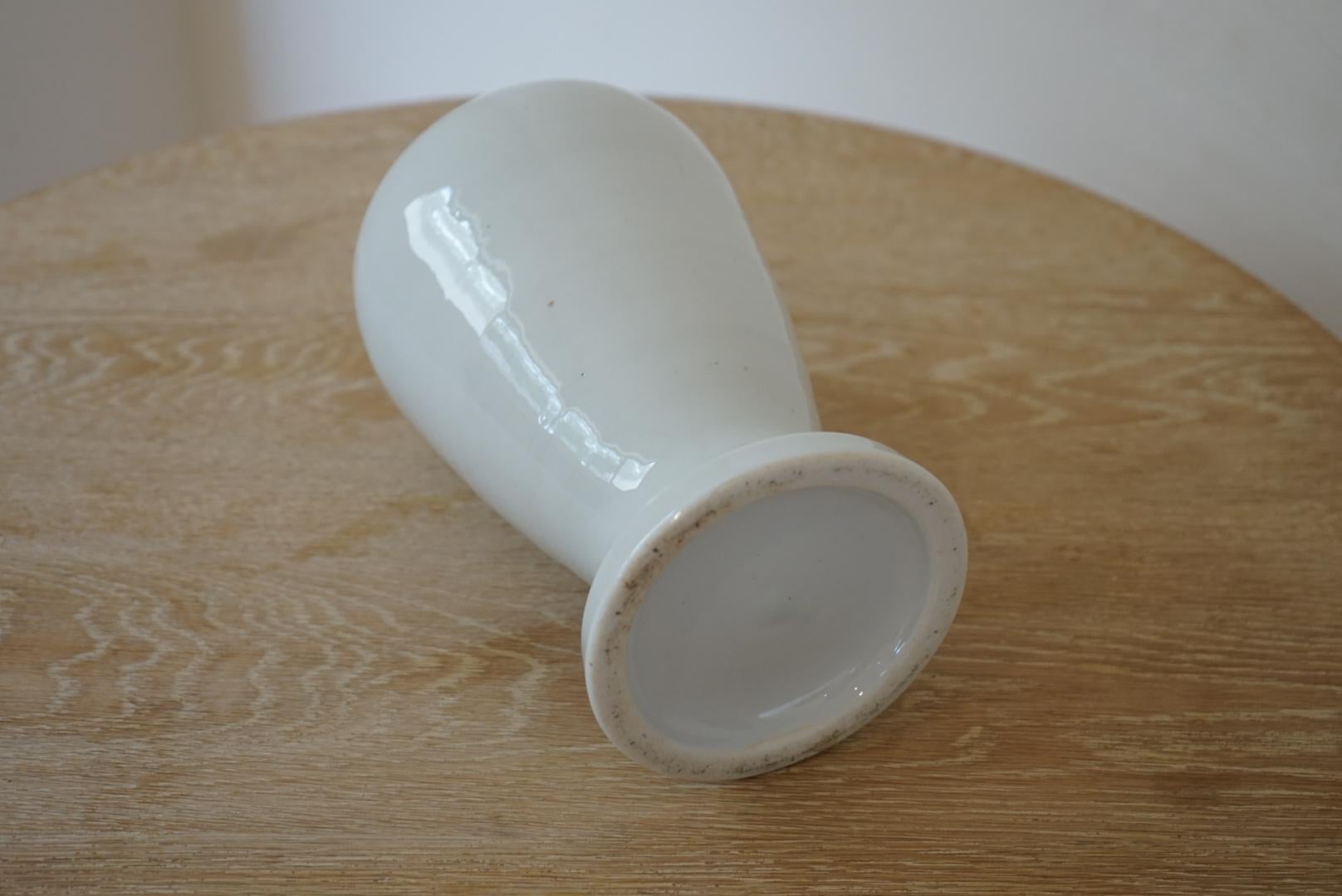 Japanische Antike Weiße Porzellanflasche Heiliger Sake Vase Objects (Keramik) im Angebot