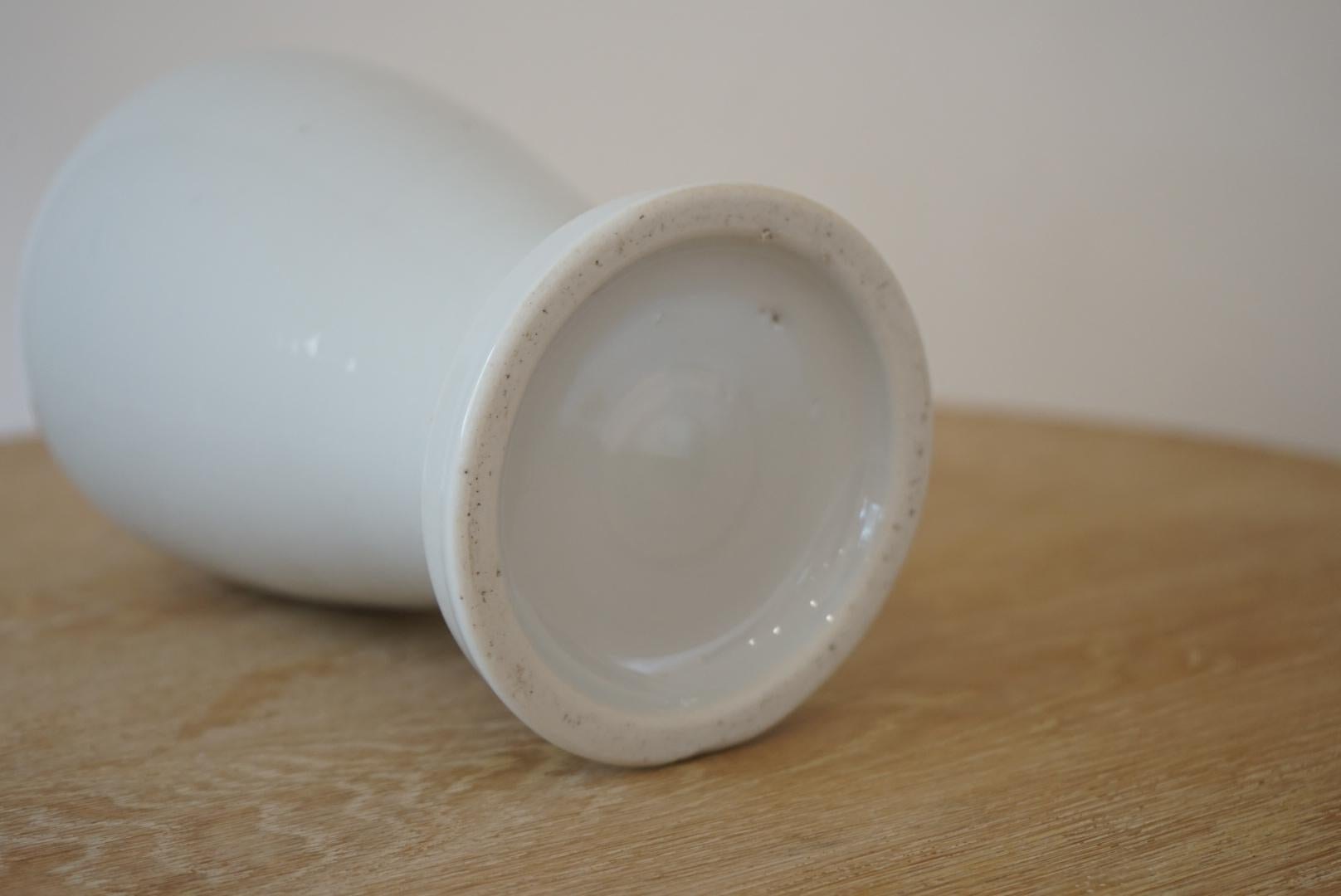 Japanische Antike Weiße Porzellanflasche Heiliger Sake Vase Objects im Angebot 4