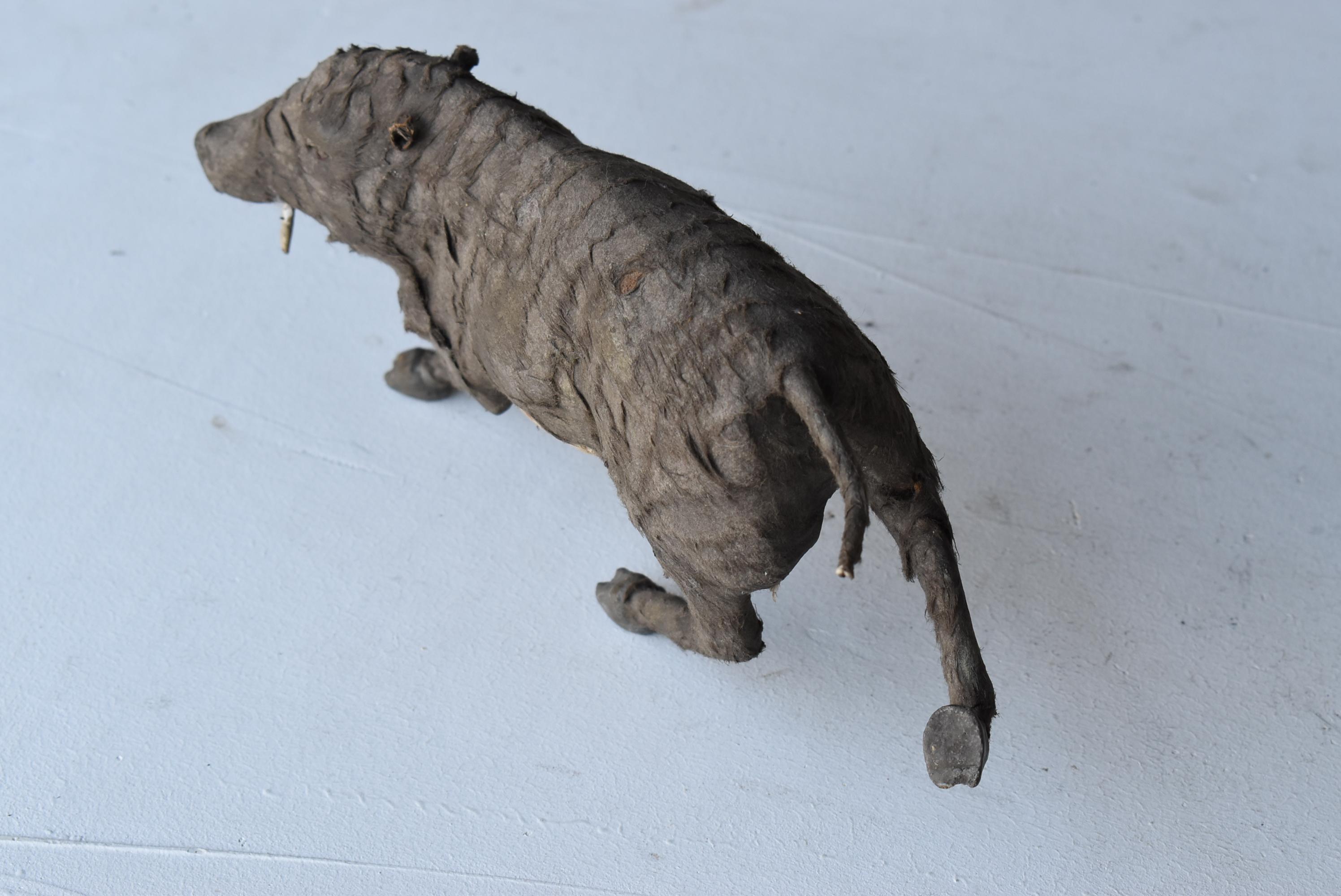 Japanese Antique Wild Boar 1940s-1960s / Animal Figurine Object Wabi Sabi For Sale 3