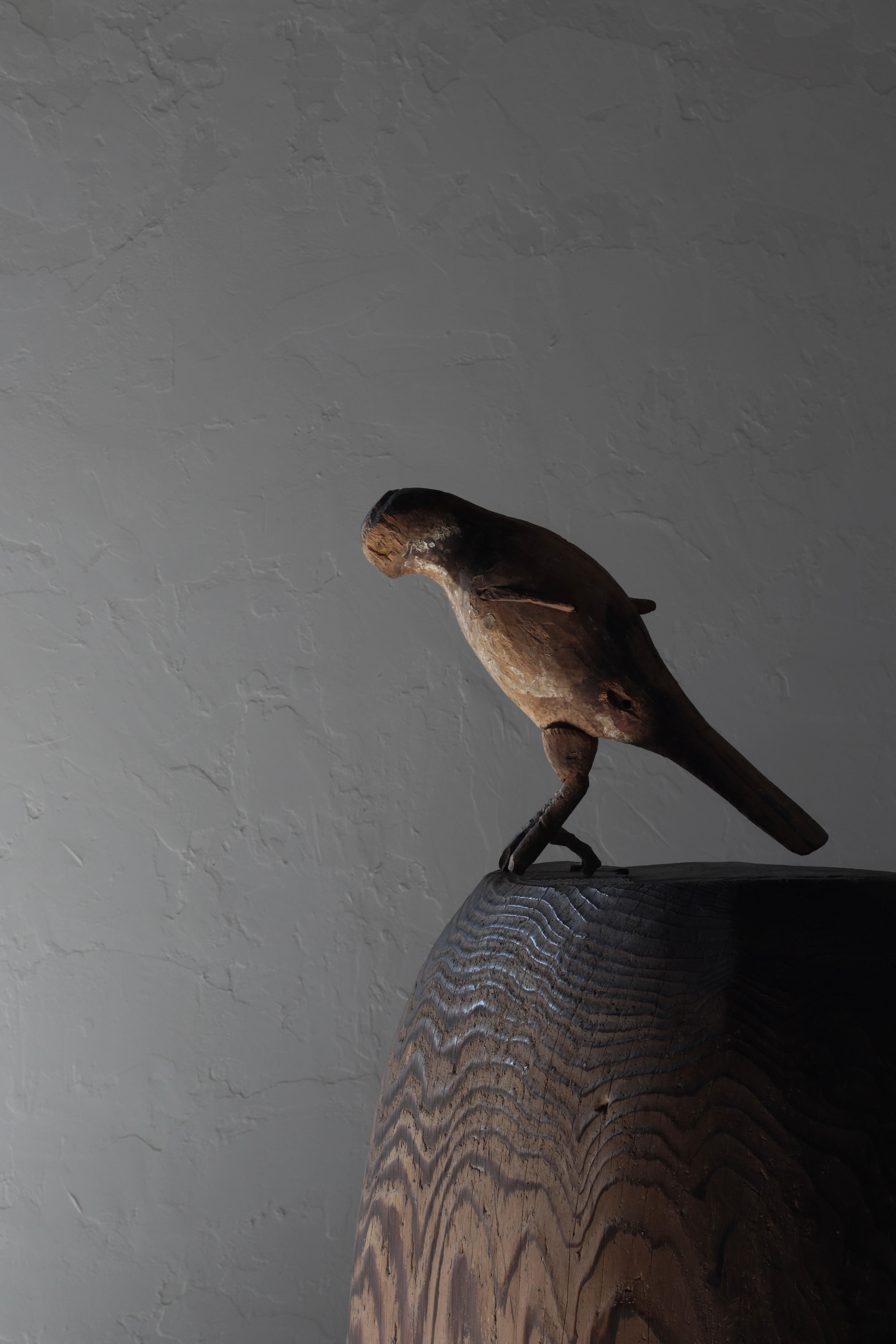 Japanese Antique Wood-Carved Bird/ Wooden Figurine/ Circa1900s/ Wabi-Sabi Mingei For Sale 13