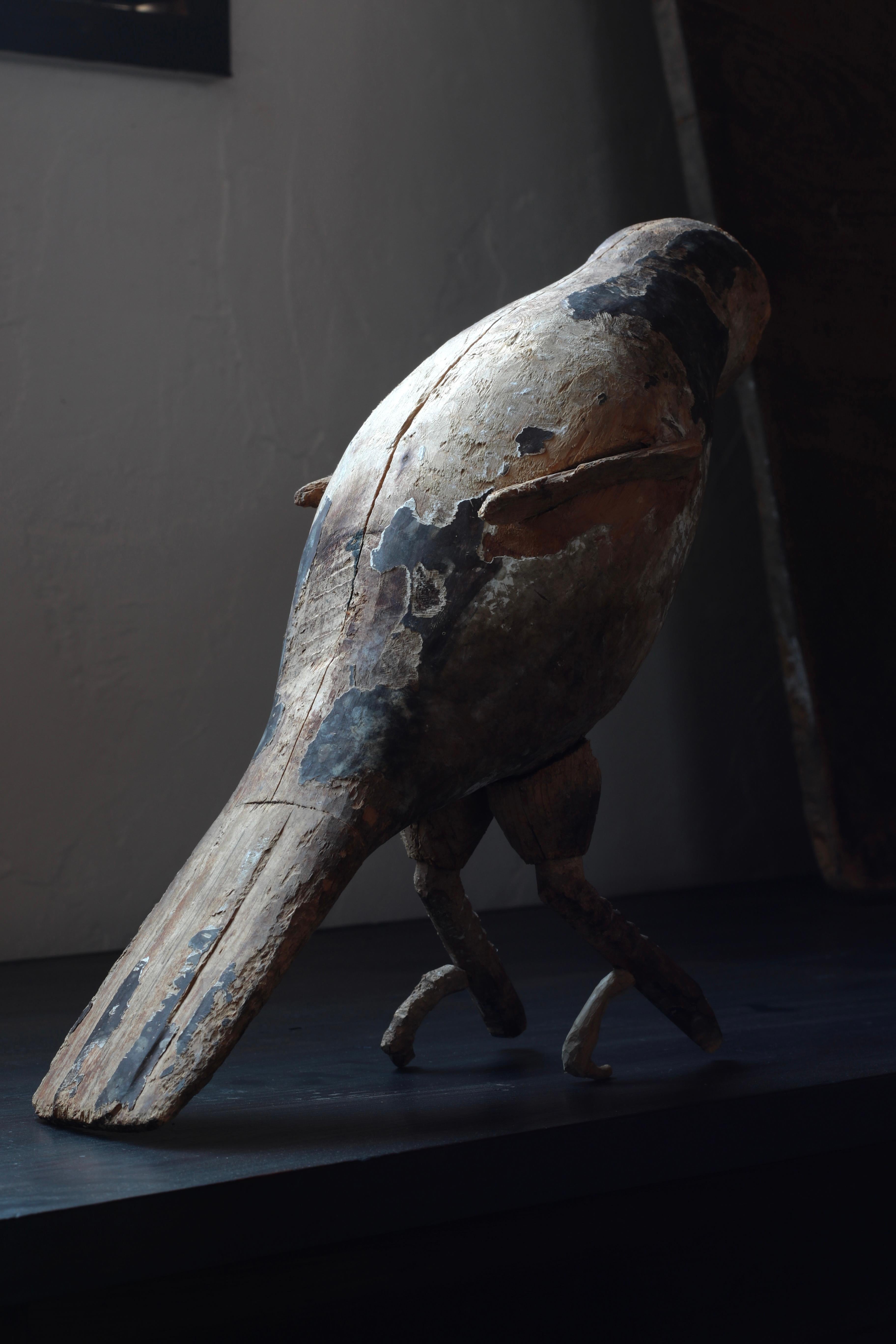 20th Century Japanese Antique Wood-Carved Bird/ Wooden Figurine/ Circa1900s/ Wabi-Sabi Mingei For Sale