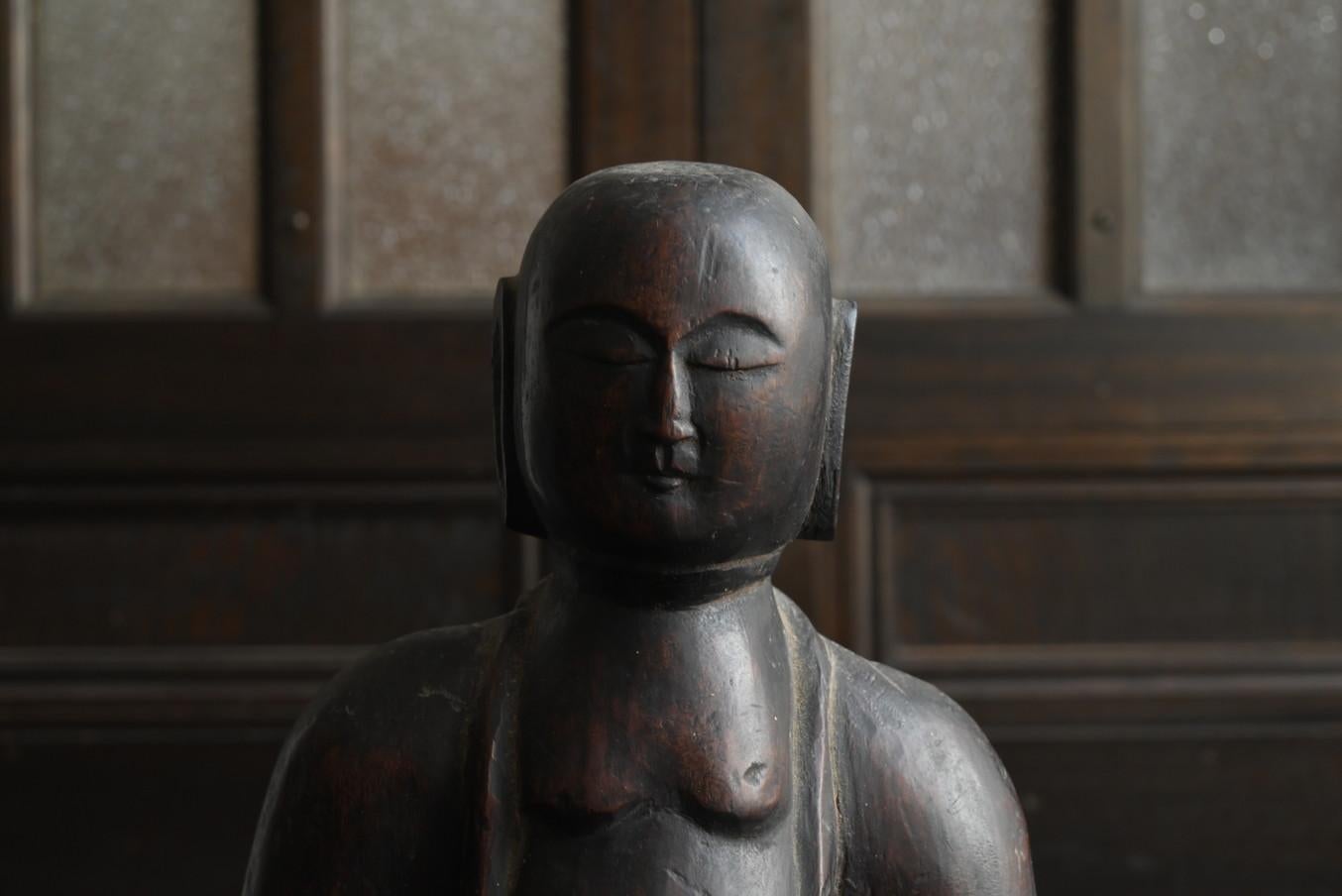 Japanischer antiker geschnitzter Buddha aus Holz/1800er/late Edo-Periode/Volks Buddha (Handgeschnitzt) im Angebot