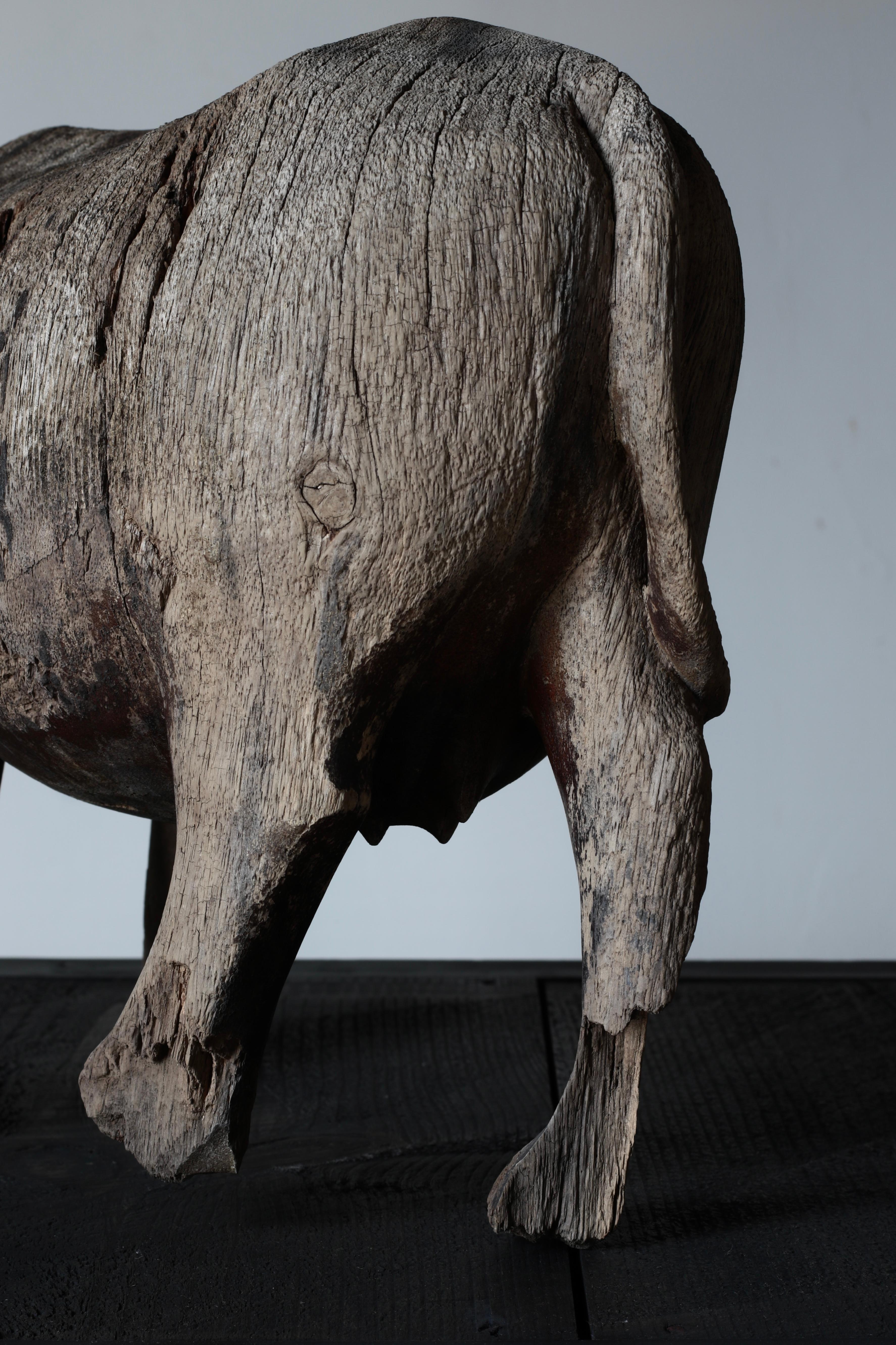 Antiguo búfalo de agua japonés tallado en madera/ Figurilla de madera/ Wabi-Sabi Primitivo en venta 5