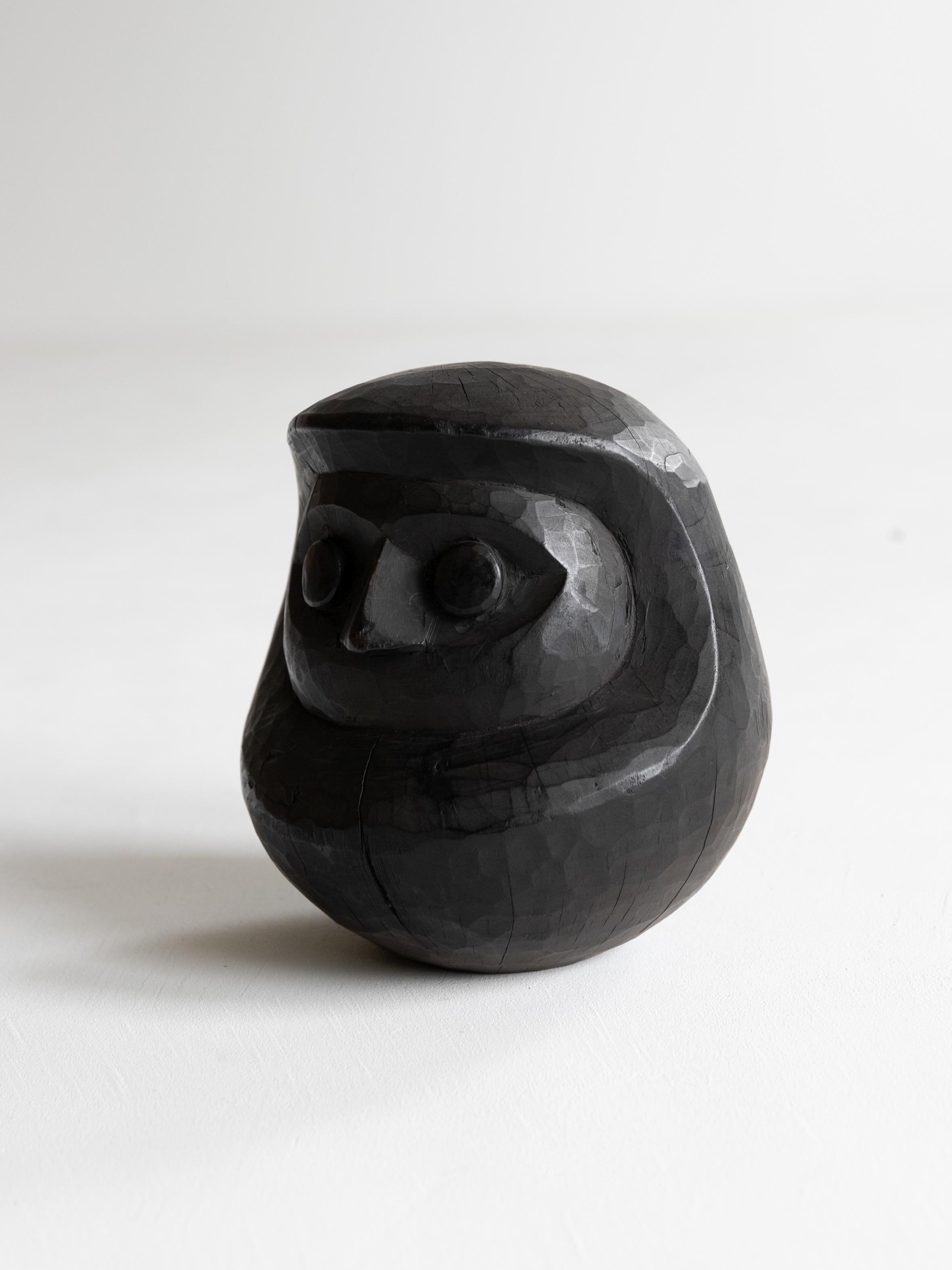 Japanese Antique Wood Carving Black Daruma 1860s-1920s / Wabi Sabi Sculpture For Sale 2