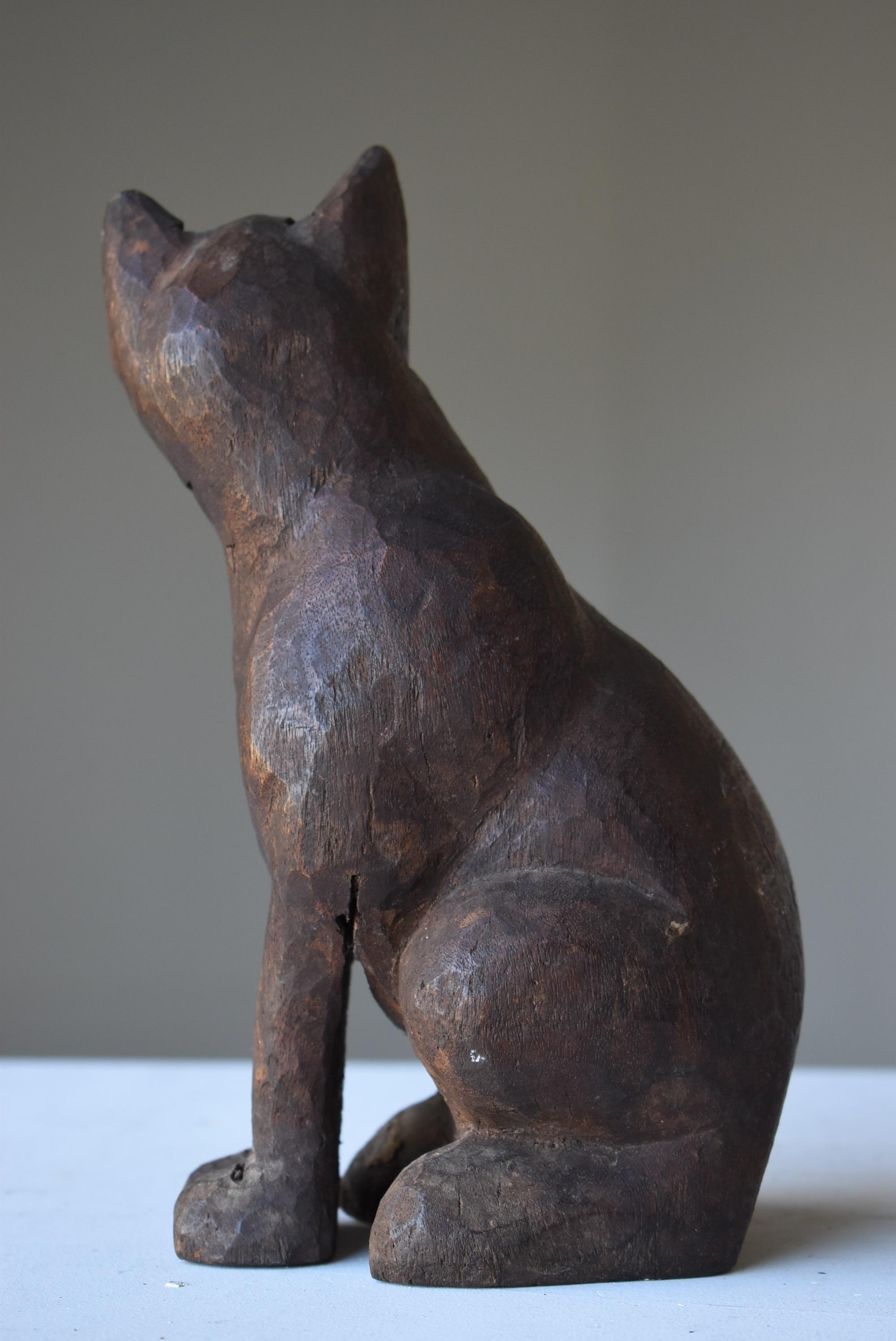 20th Century Japanese Antique Wood Carving Cat 1860s-1920s /Figurine Animal Sculpture Object