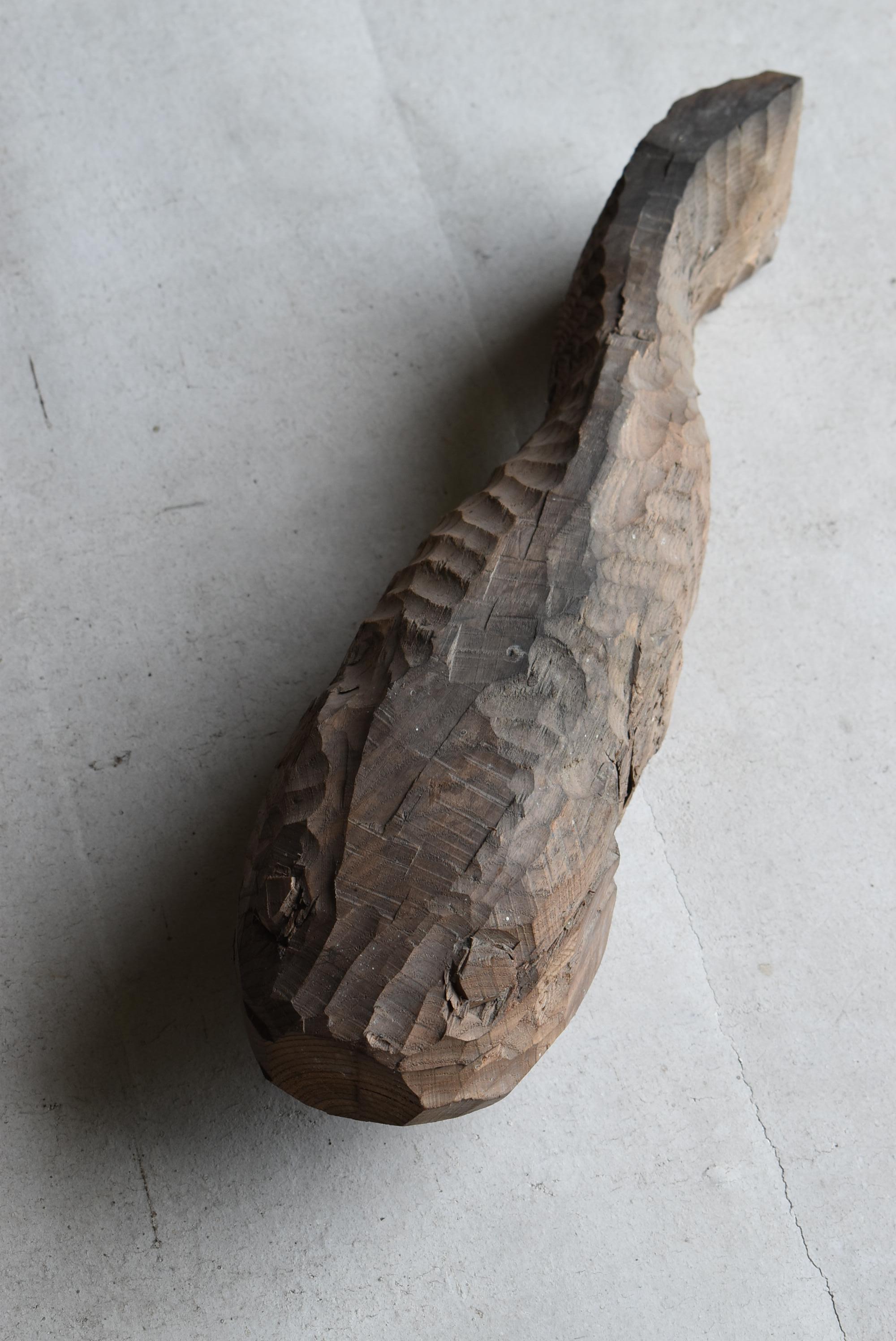 Intagliato a mano Scultura antica giapponese in legno con pesce gatto 1900-1940 / Oggetto Wabisabi