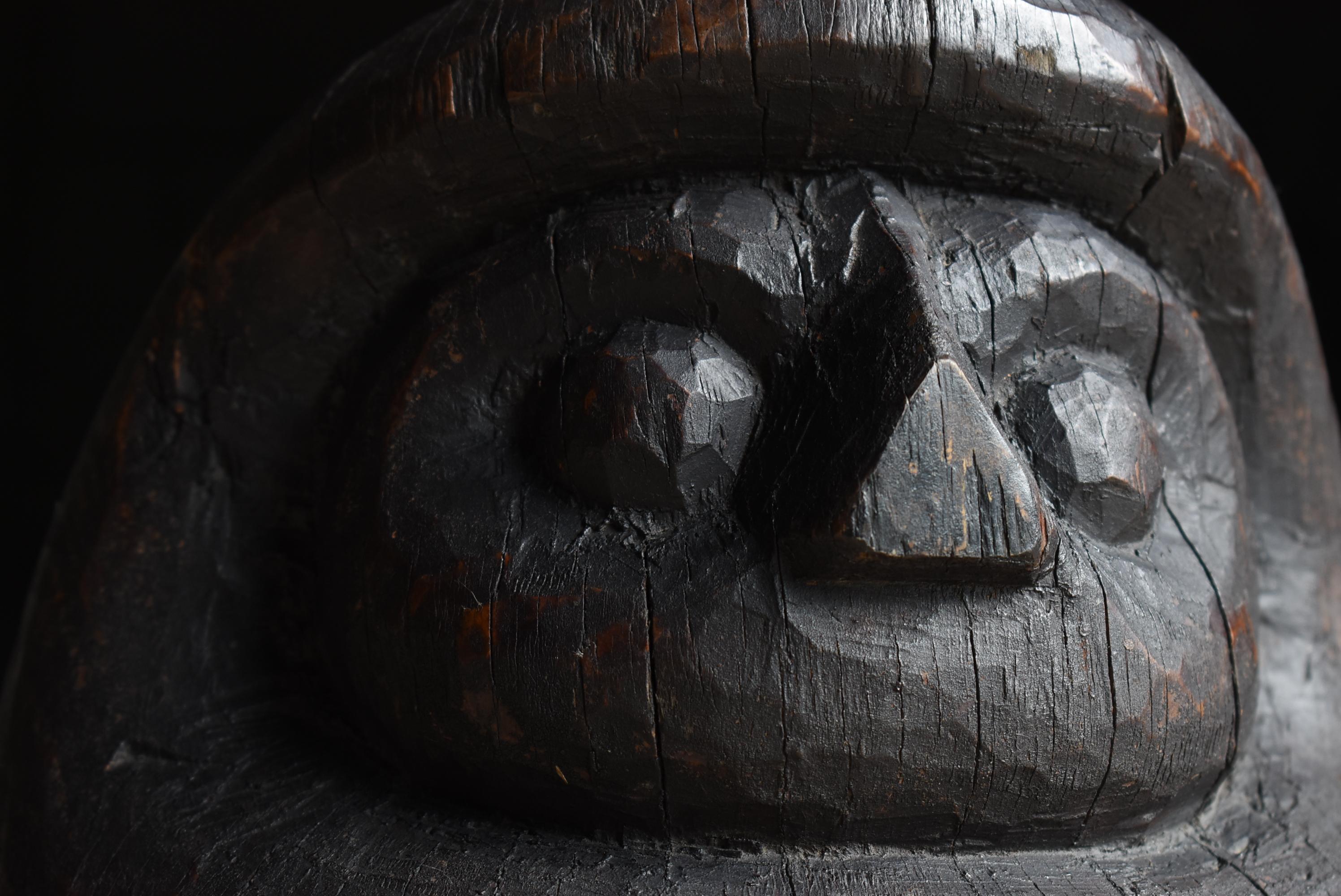 Sculpté à la main Sculpture japonaise ancienne en Wood Wood Daruma 1860-1920s / Sculpture Wabi Sabi Mingei en vente
