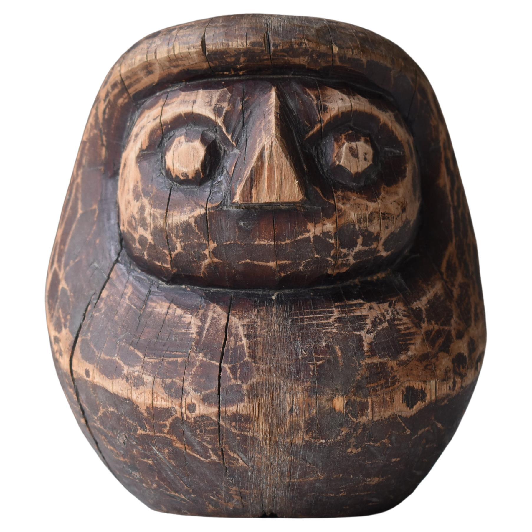 Japanese Antique Wood Carving Daruma 1860s-1900s / Sculpture Mingei Wabisabi For Sale