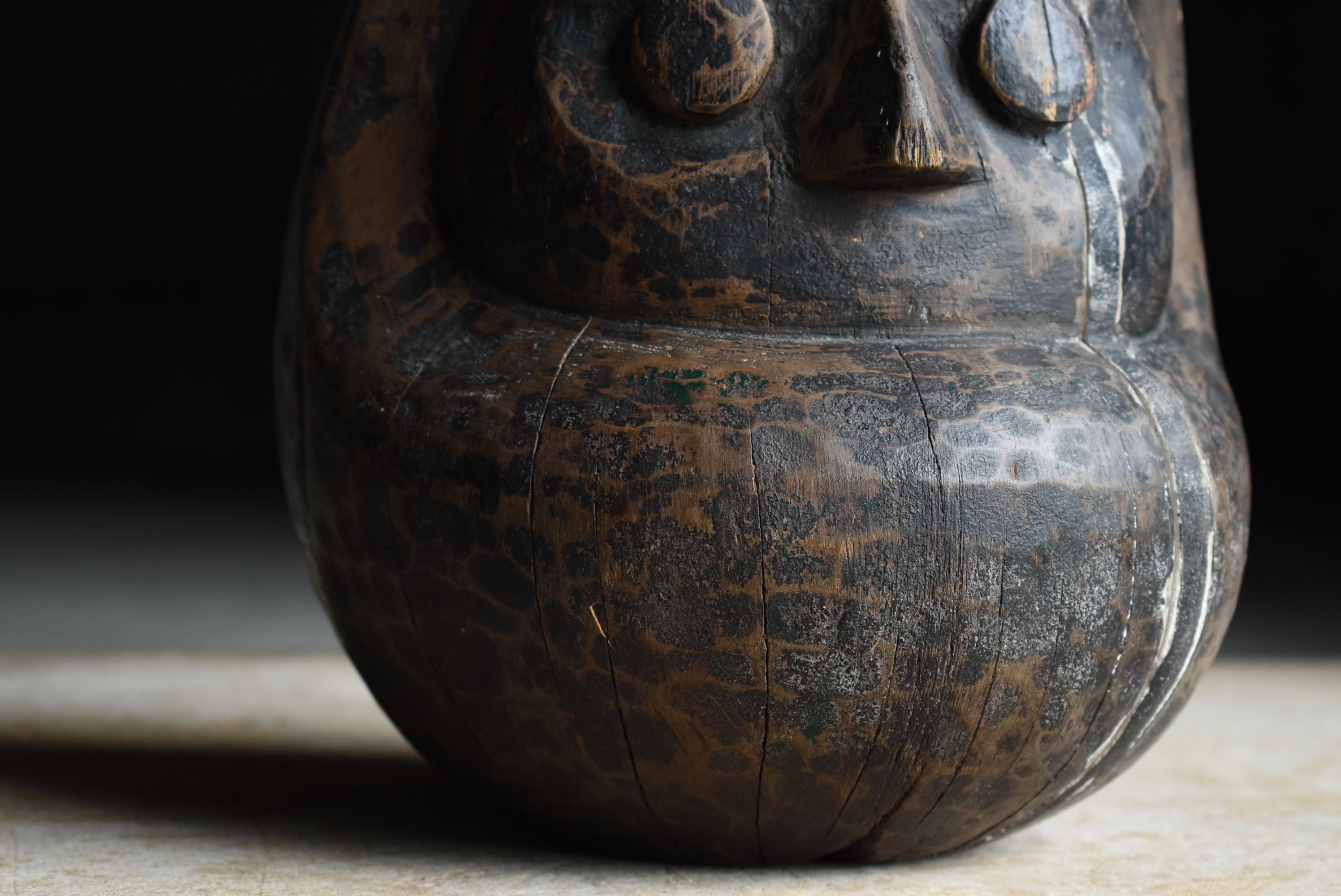 Walnut Japanese Antique Wood Carving Daruma 1860s-1920s / Sculpture Wabi Sabi Mingei For Sale