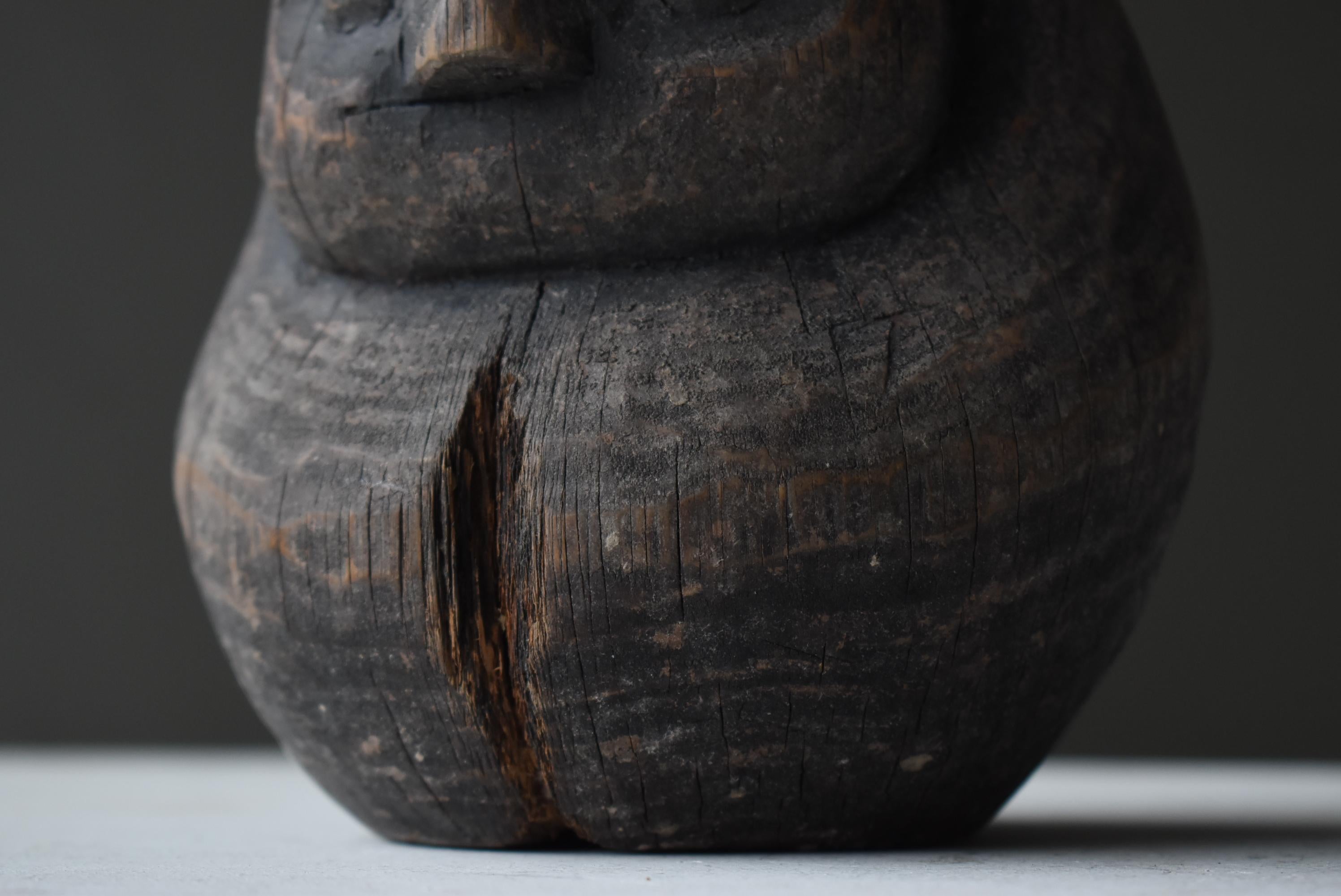 Japanese Antique Wood Carving Daruma 1900s-1920s / Sculpture Mingei Wabi Sabi For Sale 2