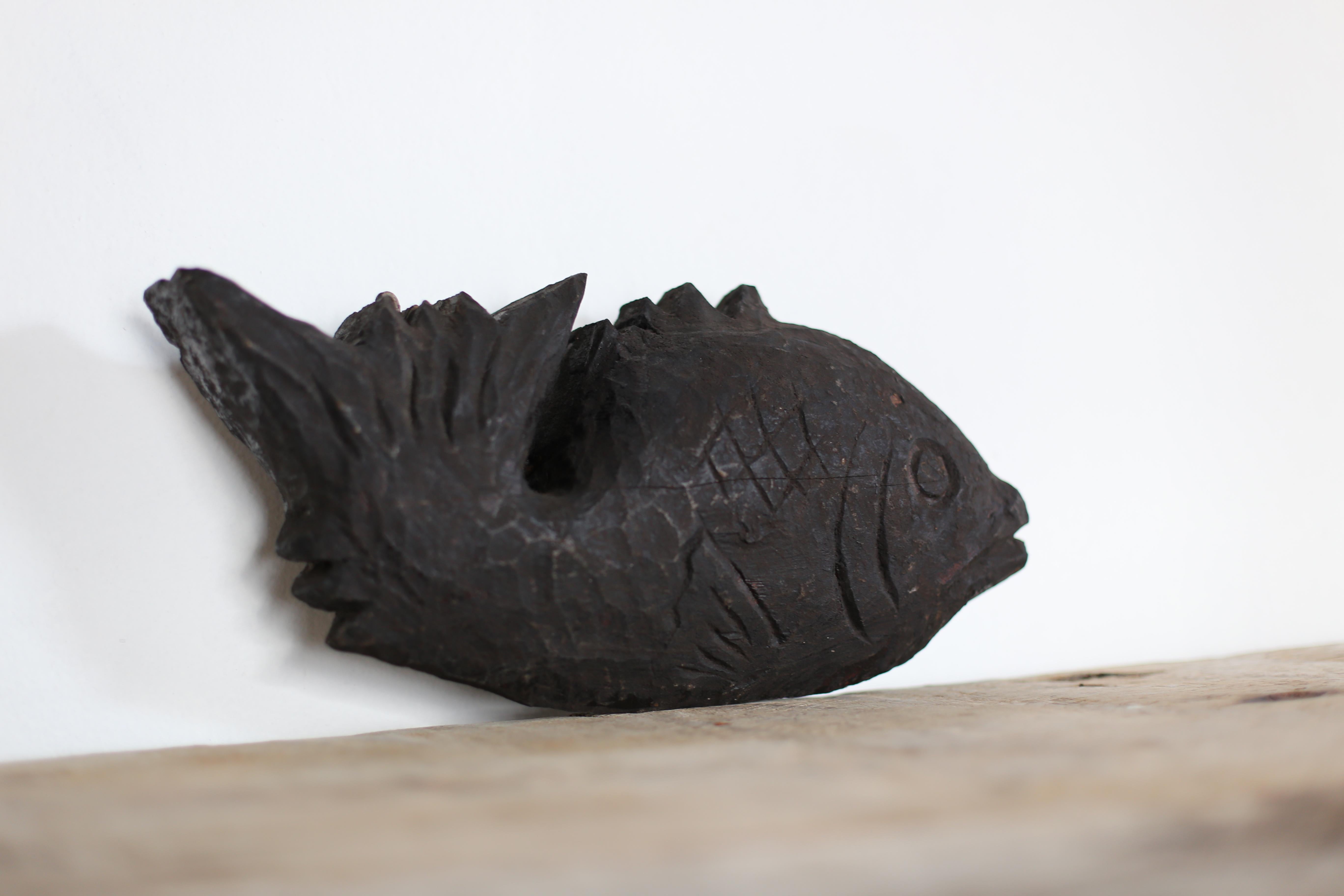 Meiji Japanese Antique Wood Carving Fish 1860s-1900s / Mingei Figurine Object Wabisabi For Sale