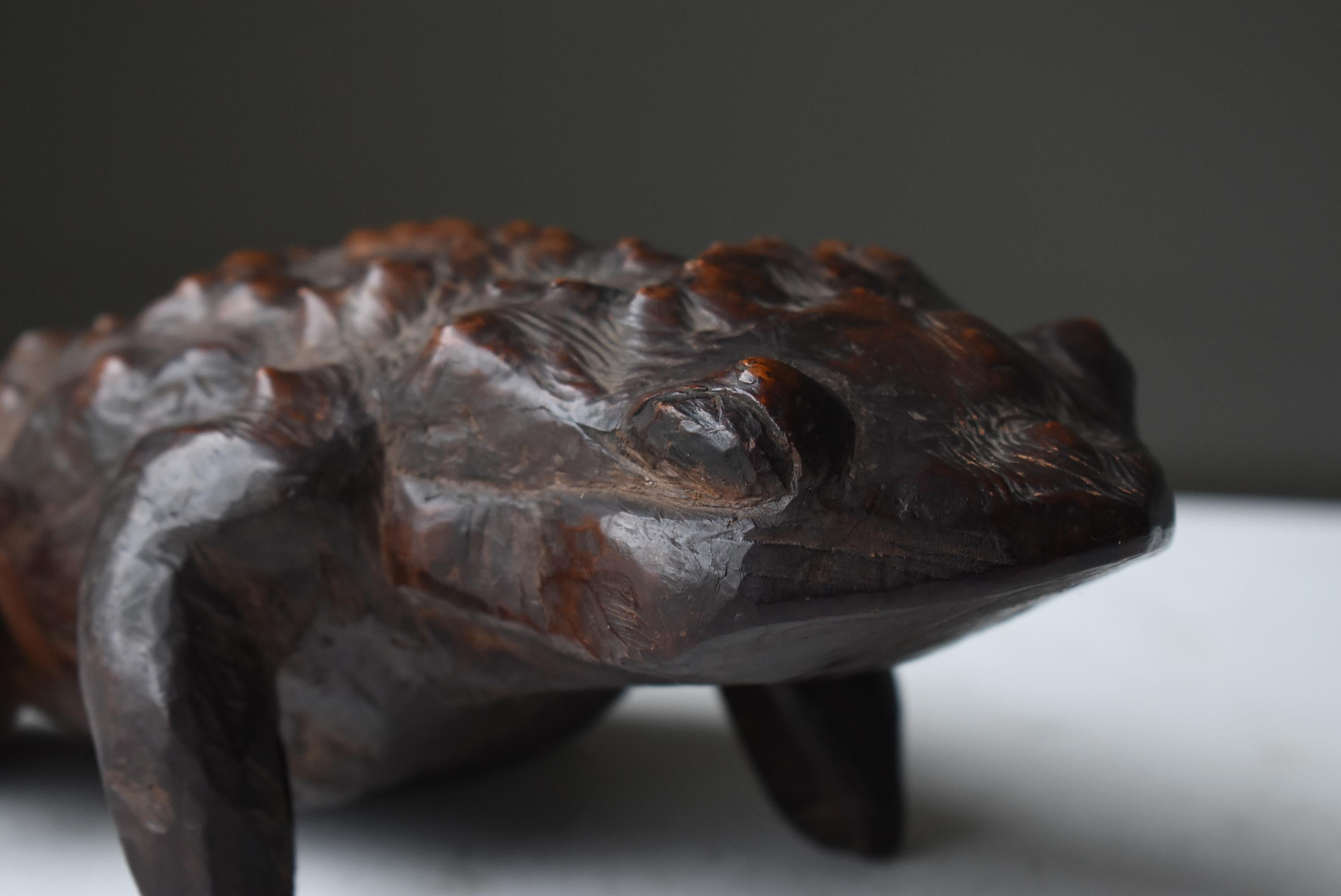 20th Century Japanese Antique Wood Carving Frog 1900s-1940s / Sculpture Wabi Sabi