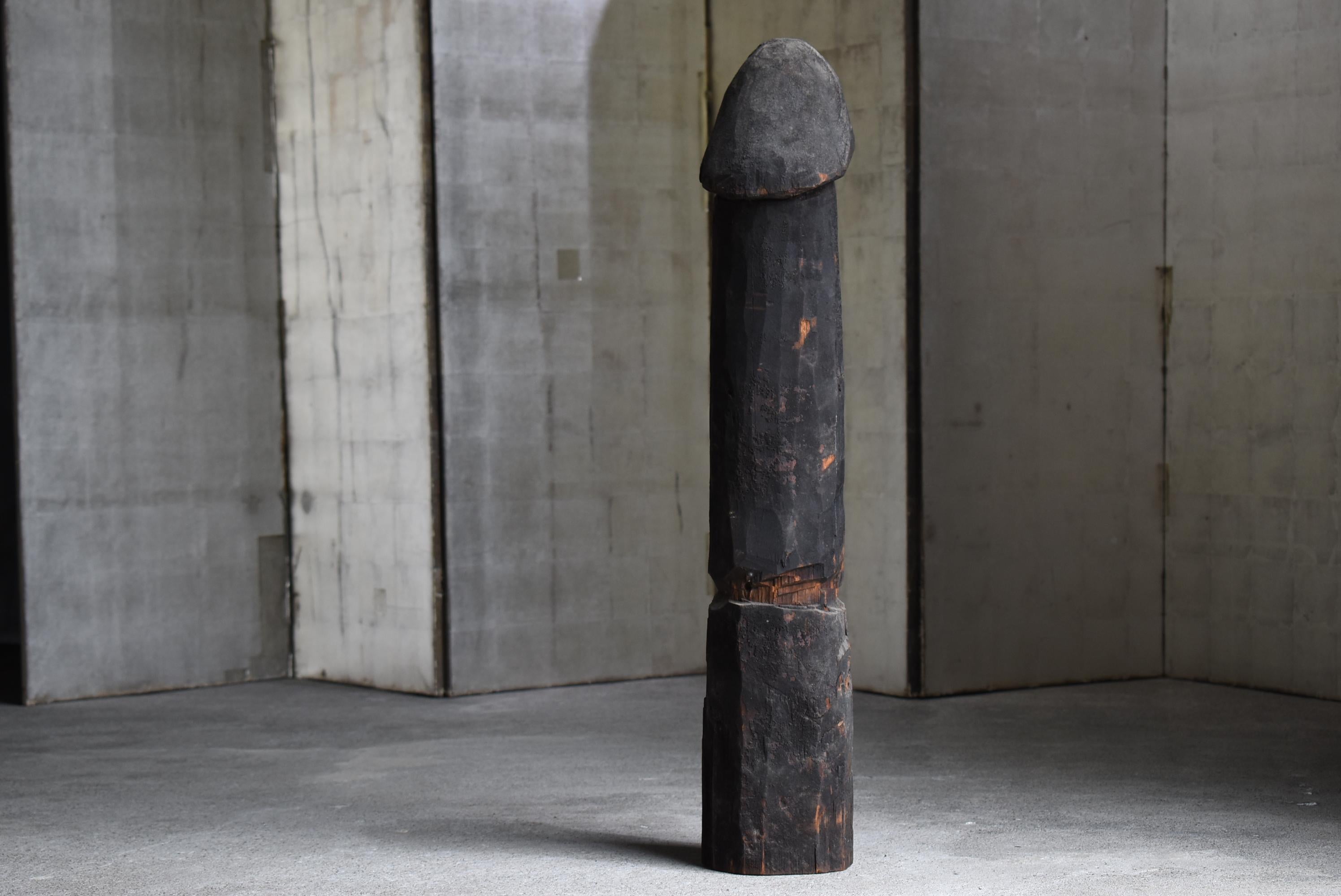 Very old Japanese Huge wood carved penis.
This wood carving is from the late Edo period (1800s-1860s).
It was carved from a single cedar tree.
It is rare to find such a huge wood carving.

In the mid-Edo period, in some areas of the Tohoku region,