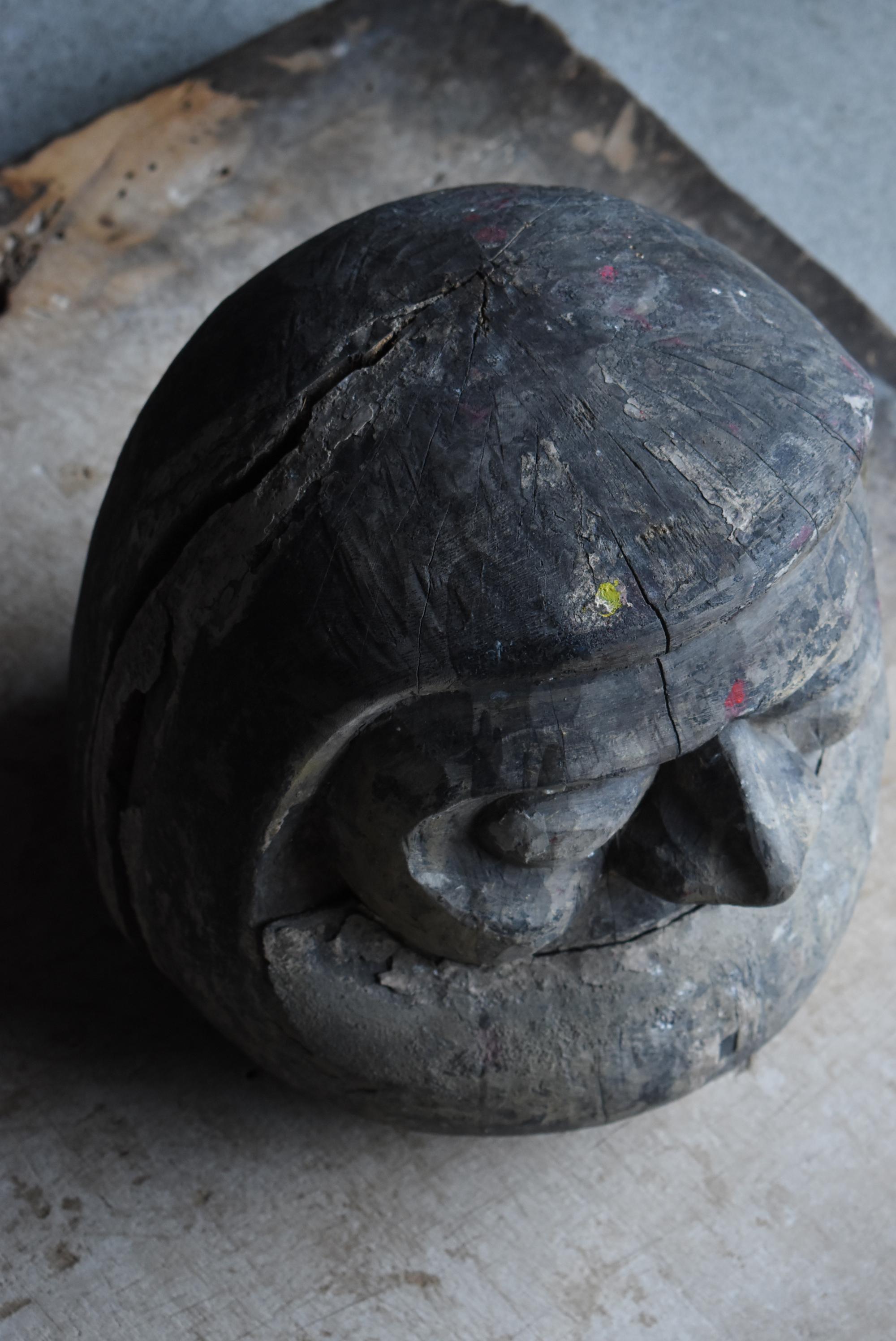 Japanische antike japanische Holzschnitzerei Große Daruma 1860er-1920er Jahre / Skulptur Wabisabi 7