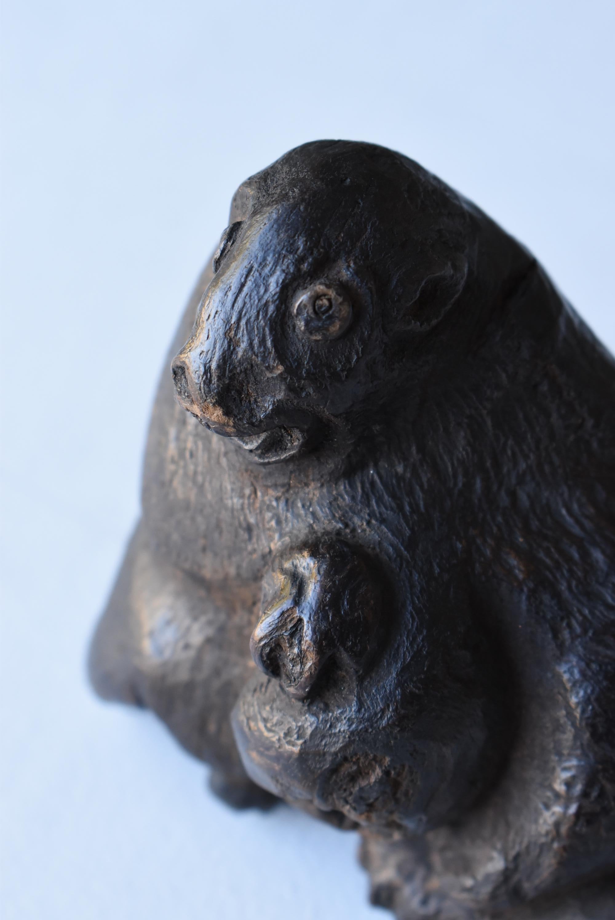 Japanese Antique Wood Carving Monkey 1860s-1900s / Figurine Sculpture Wabi Sabi For Sale 6