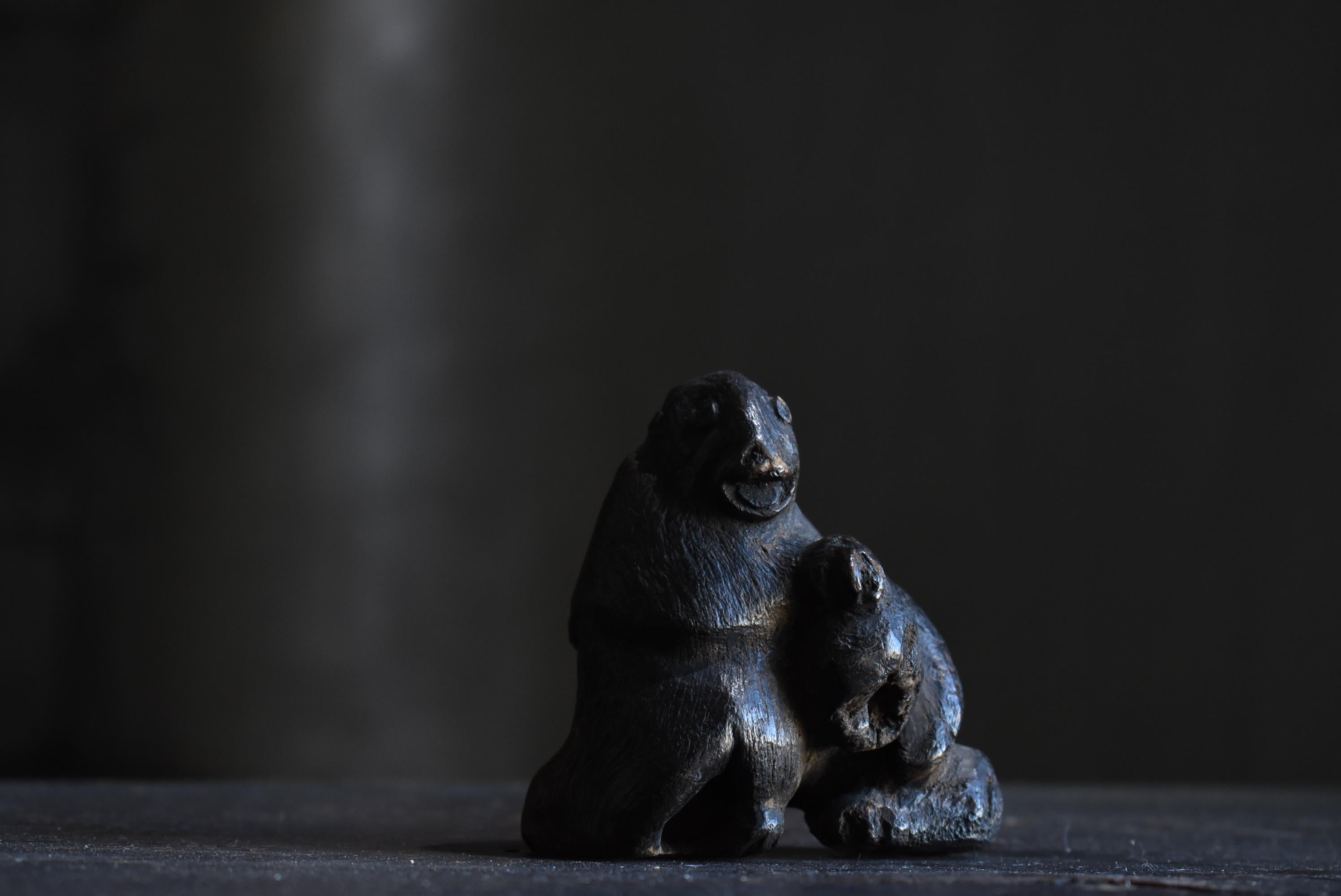 Meiji Japanese Antique Wood Carving Monkey 1860s-1900s / Figurine Sculpture Wabi Sabi For Sale