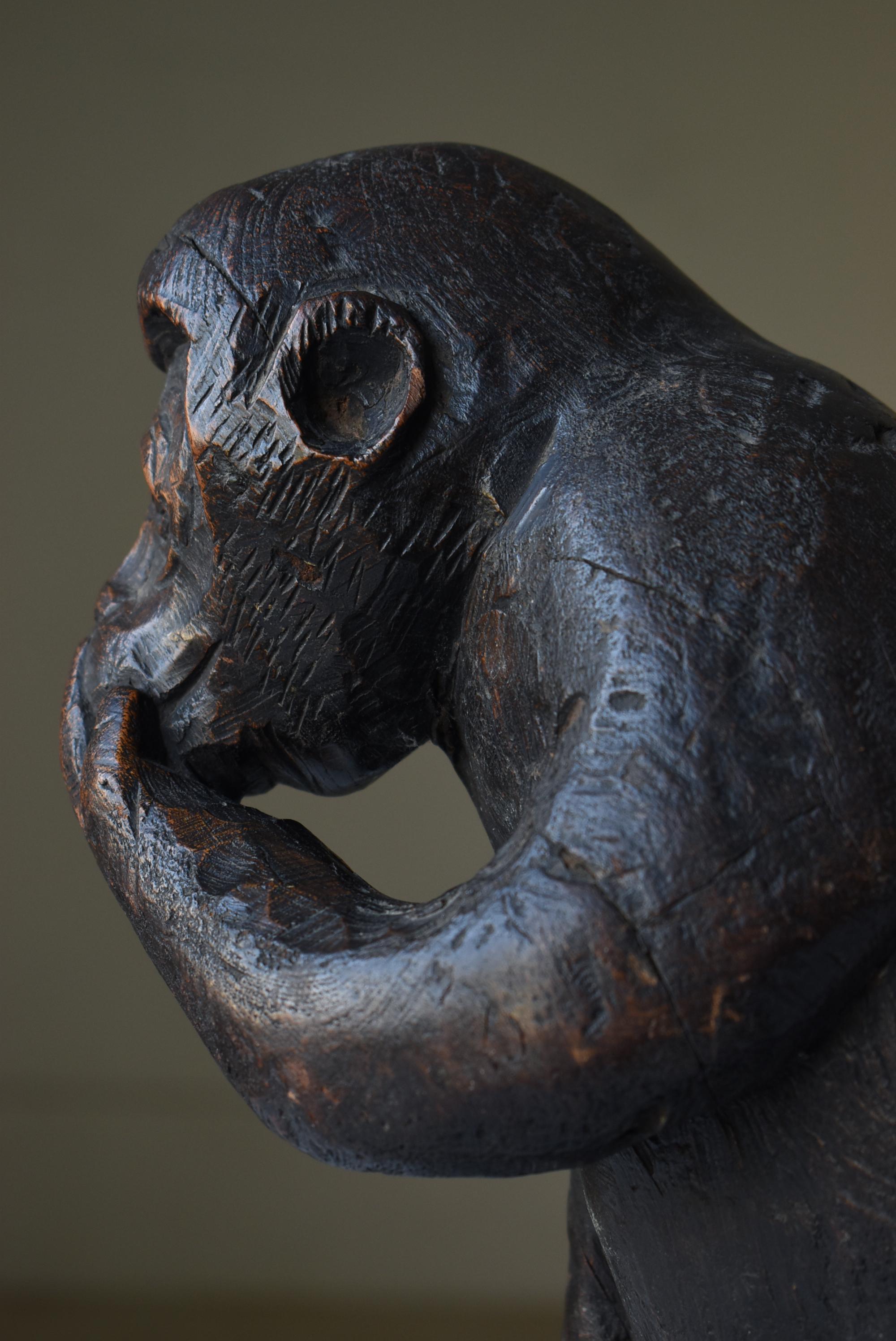 Mono Japonés Antiguo Tallado en Madera Años 1860-1920 / Escultura Wabisabi 2