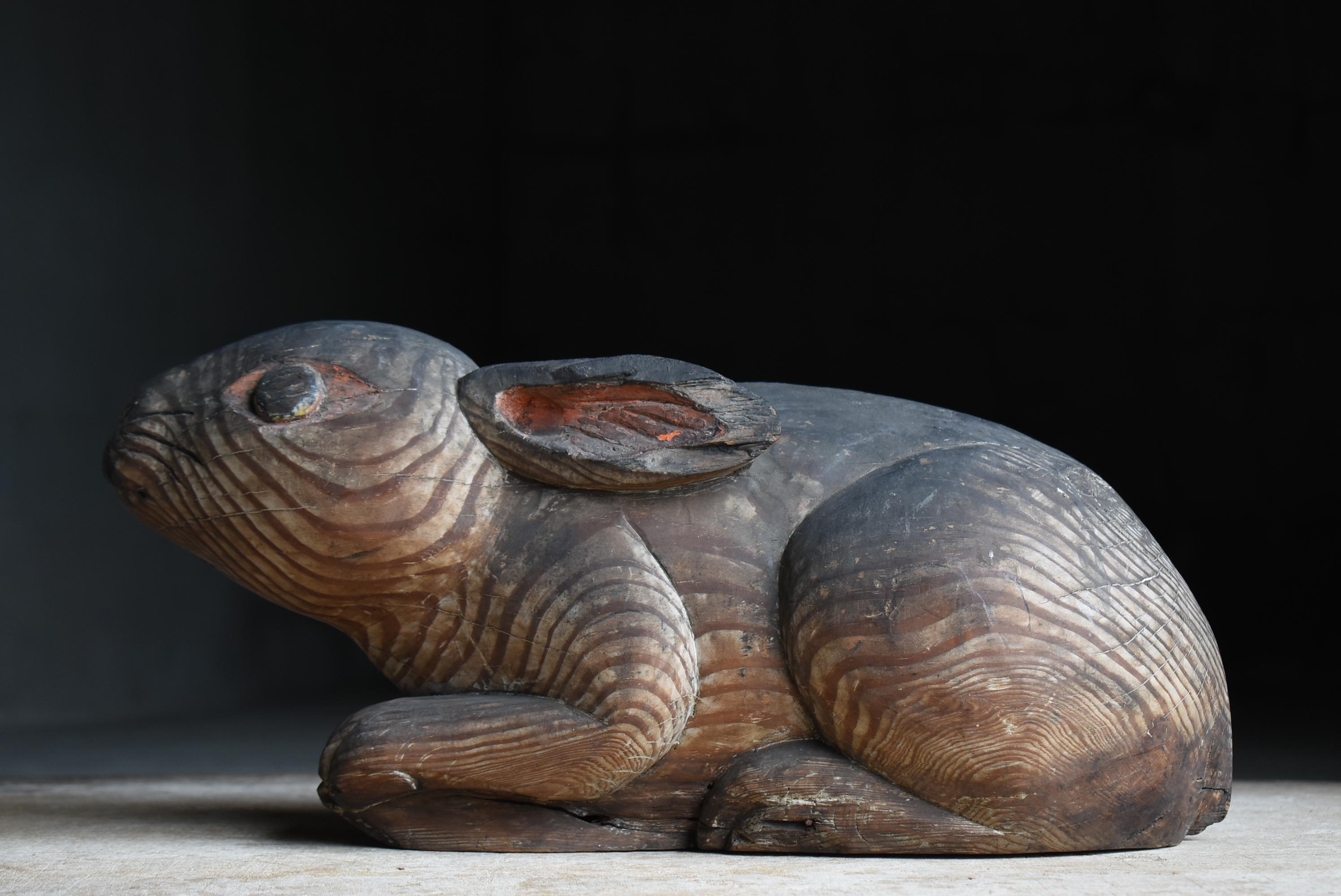 XIX secolo Antico coniglio giapponese in legno 1800-1860 / Scultura Figurina Wabi Sabi in vendita