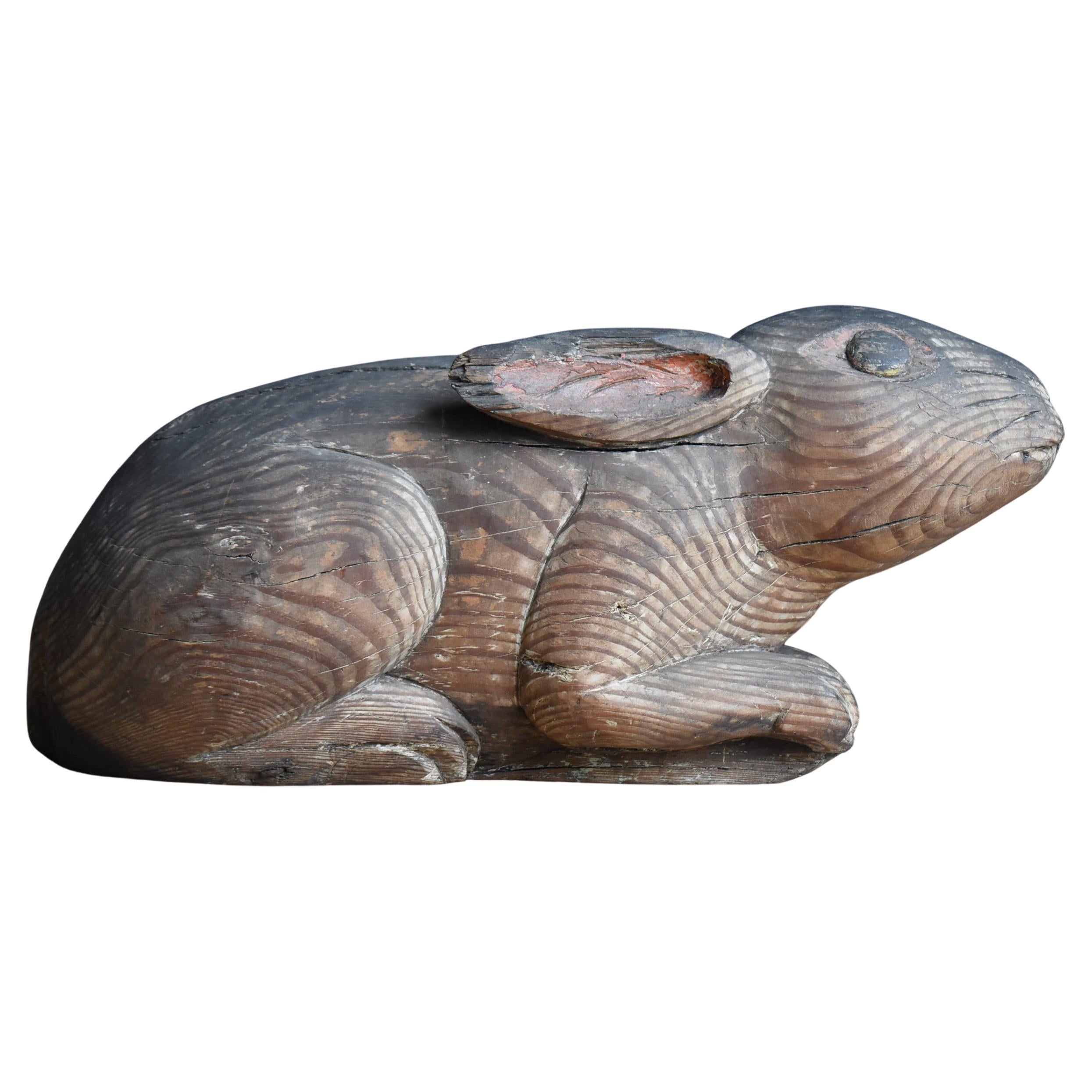 Hand-Carved Skulpturen und Schnitzereien