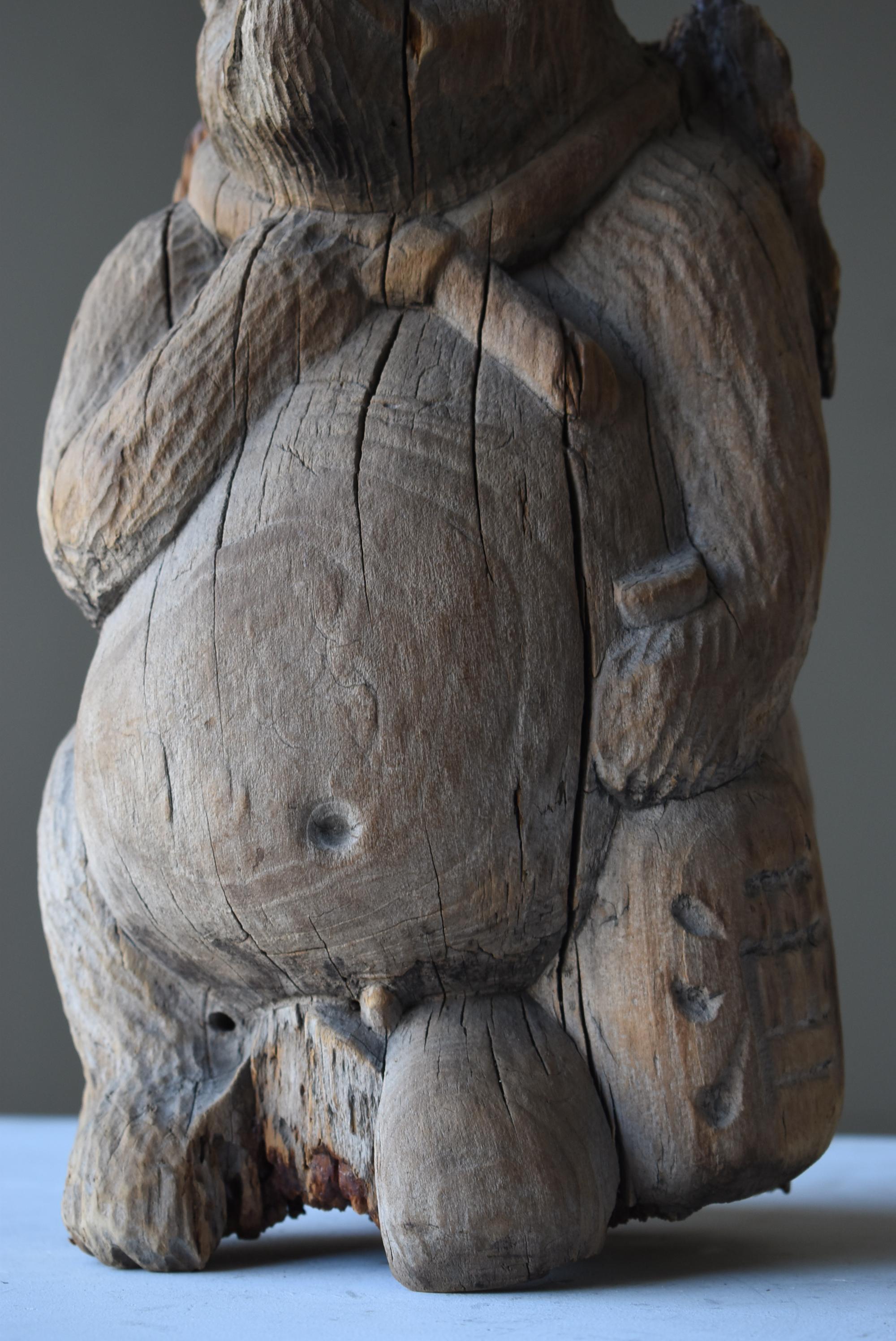 Japanese Antique Wood Carving Raccoon Dog 1900s-1940s / Object Mingei Wabi Sabi For Sale 2