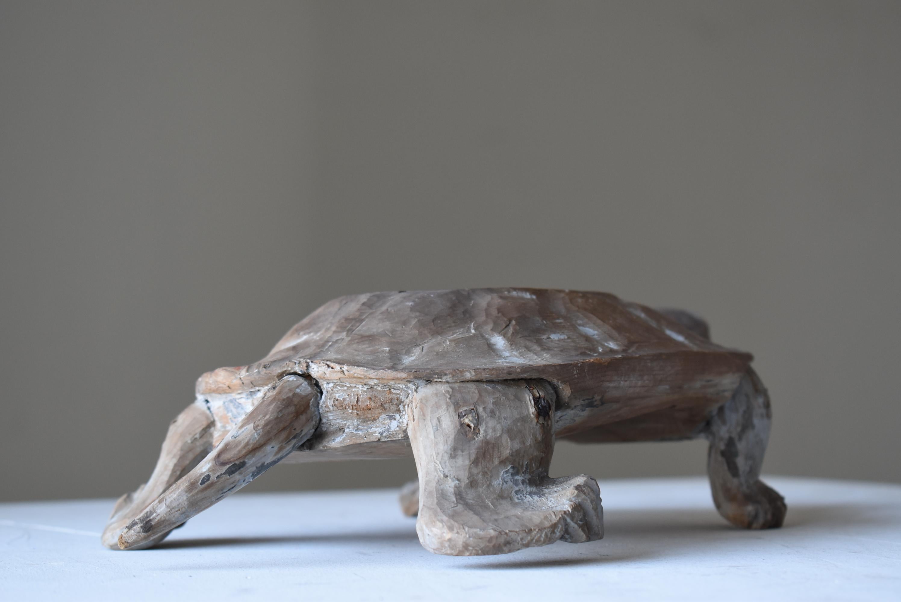 Cedar Japanese Antique Wood Carving Turtle 1800s-1860s/Folk Crafts Object Mingei For Sale