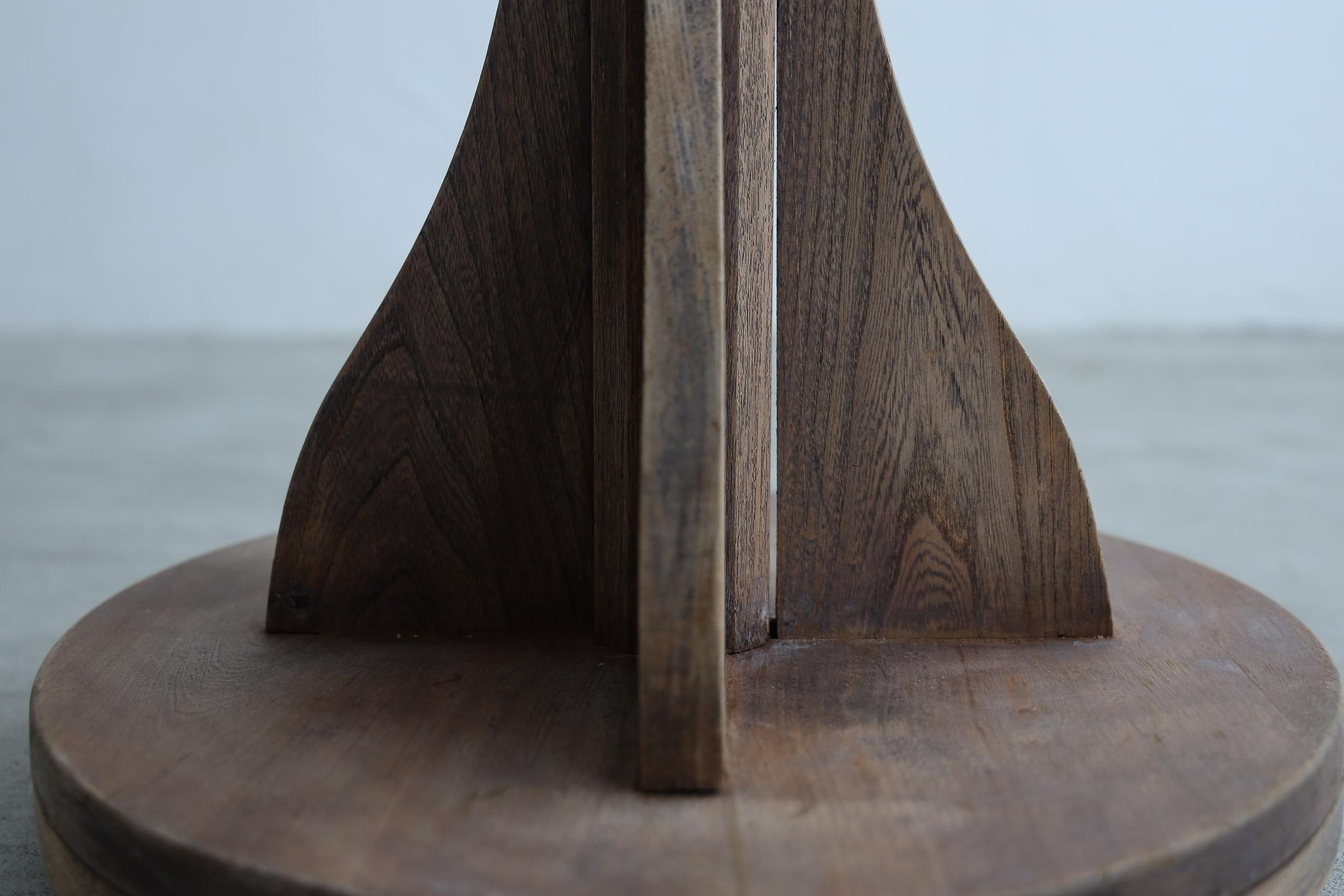 Porte cintre japonais en Wood antique, Wabi Sabi, Japandi en vente 2