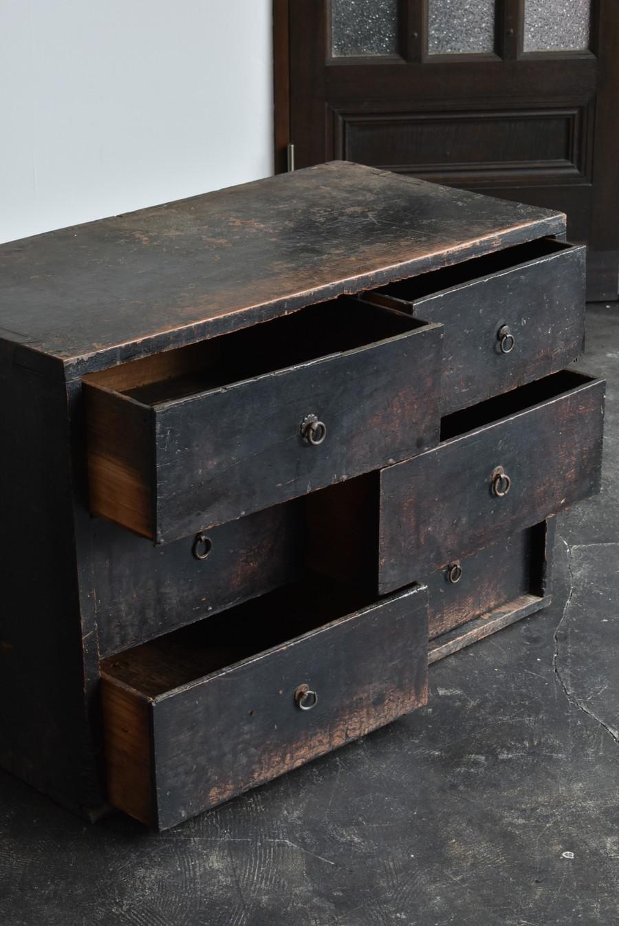 Japanese antique wooden black drawer/1800-1912/edo-meiji/wabisabi drawer In Good Condition In Sammu-shi, Chiba