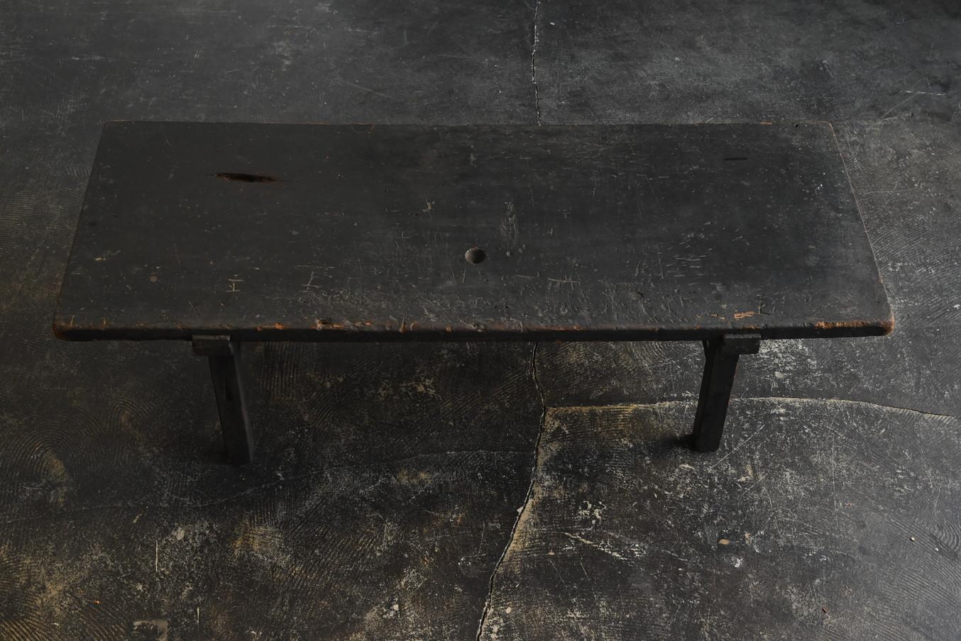 Japanischer antiker schwarzer Holztisch / 1850-1912 / Edo-Meiji 2