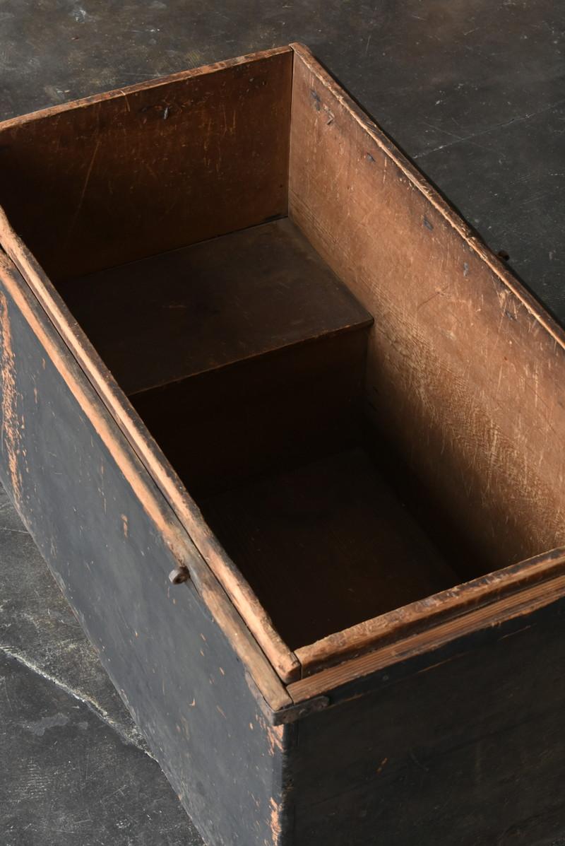 Japanese Antique Wooden Box / 1750-1850 / Table / Storage Box / Edo Period 8
