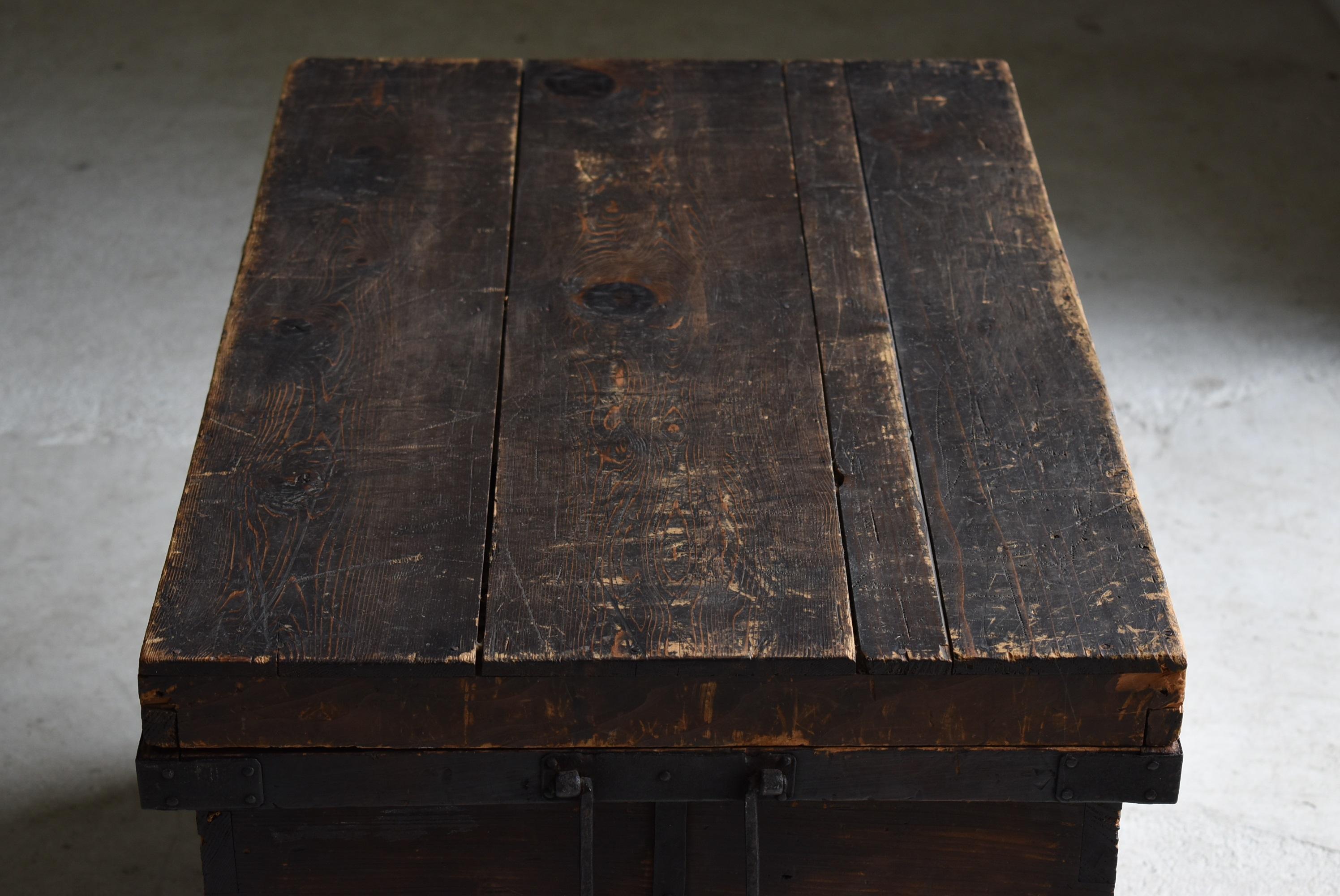 Japanese Antique Wooden Box 1860s-1900s/Storage Sofa Table Tansu Coffee Table 6